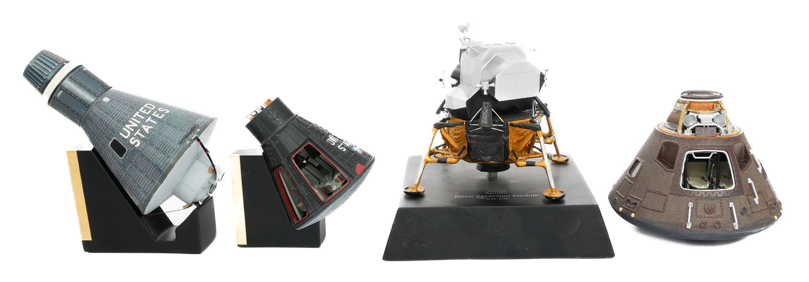 NASA LUNAR, COLUMBIA & GEMINI CAPSULE MODELS: NASA LUNAR, COLUMBIA & GEMINI CAPSULE MODELS NASA Lunar Lander, Columbia and Gemini Capsule Scale Models. (1) Lunar Excursion Model. 1/48 scale. Made by size: 8" x 8" x 9". (1) Columbia Capsule. Remov