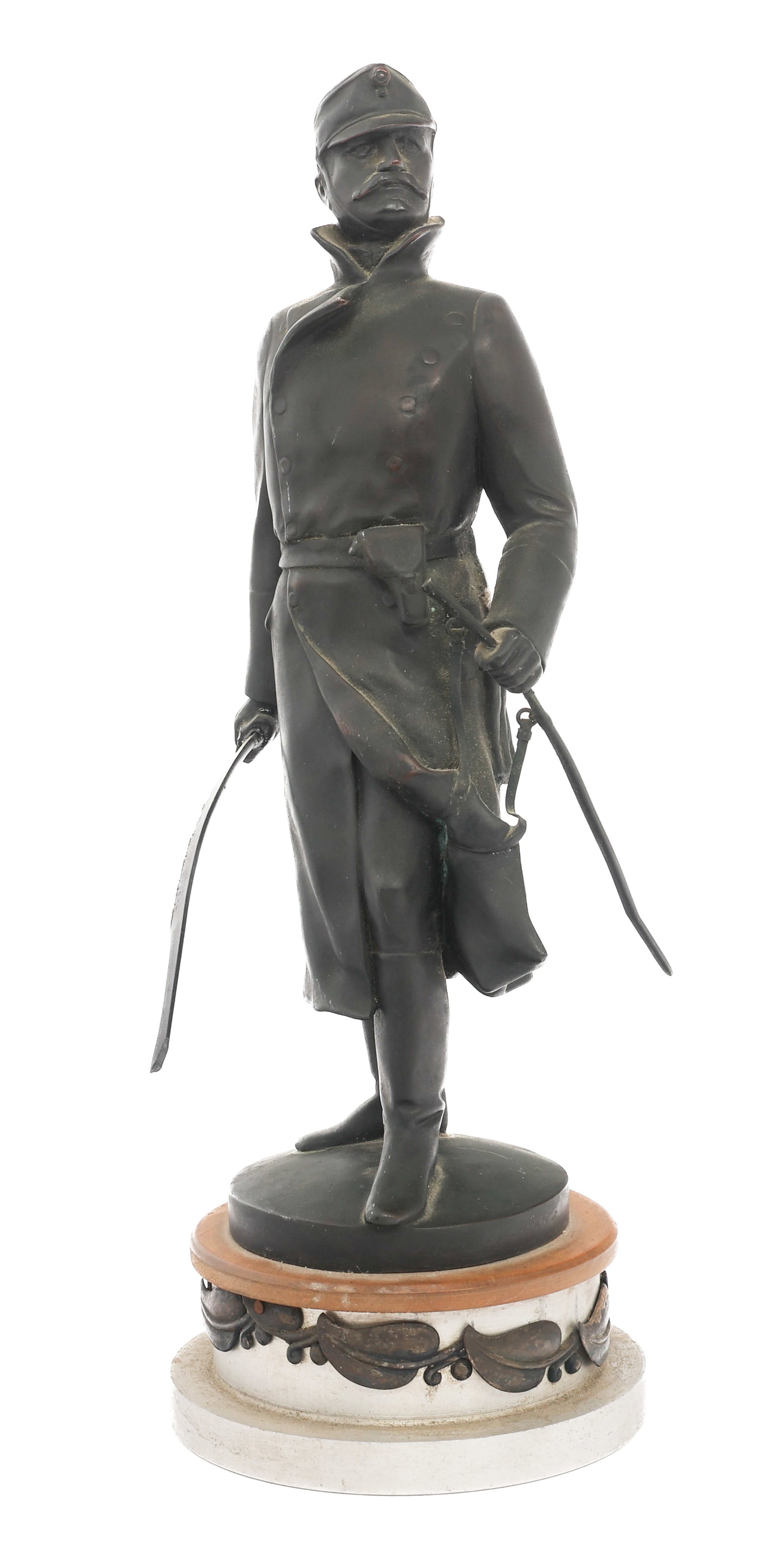 AFTER FRITZ VON GRAEVENITZ BRONZE STATUE: AFTER FRITZ VON GRAEVENITZ BRONZE STATUE Statue of General Friedrich Von Graevenitz After Fritz Von Graevenitz. Bronze construction. Artist signed on the base. Size: 5" x 14"