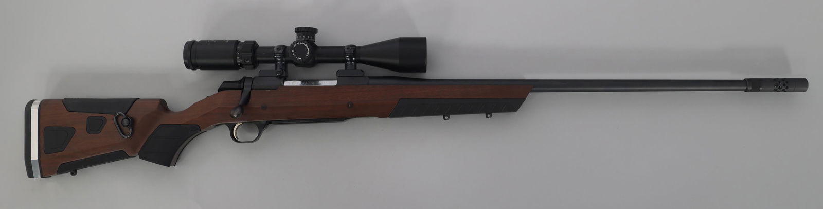 CUSTOM BROWING MODEL A BOLT 7mm CALIBER RIFLE: CUSTOM BROWING MODEL A BOLT 7mm CALIBER RIFLE Custom Browning Model A-Bolt 7mm caliber bolt action rifle. Barrel stamped Made in Japan. Prior owner's name engraved on bolt. Boyds stock. Hi-Lux SPG416x