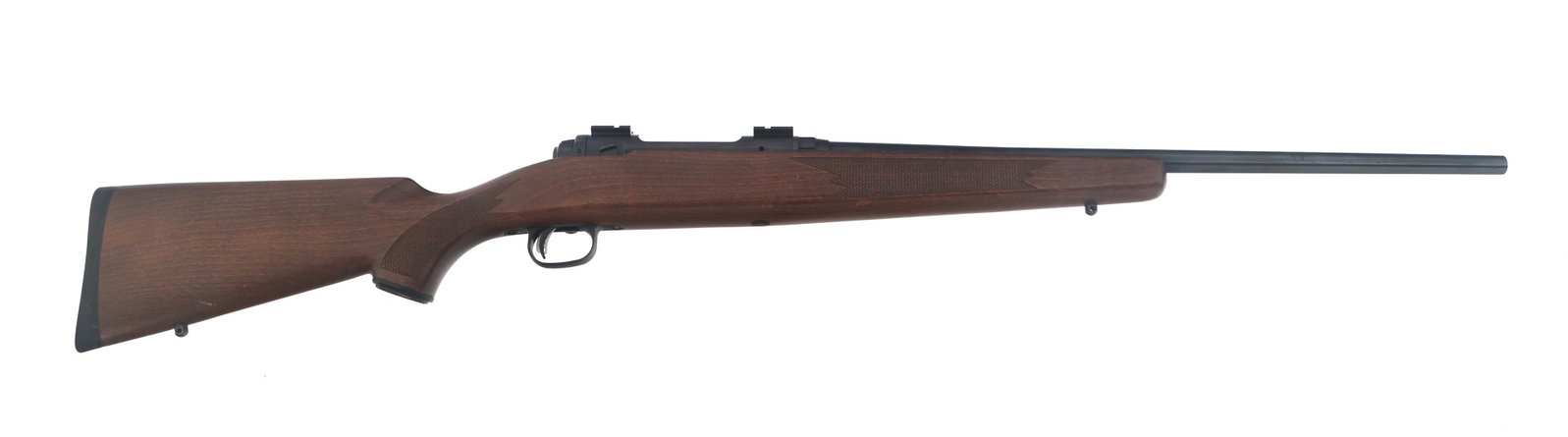 SAVAGE MODEL 11 .308 CALIBER BOLT ACTION RIFLE: SAVAGE MODEL 11 .308 CALIBER BOLT ACTION RIFLE Savage Model 11 .308 caliber bolt action rifle. Blued finish. Checkered wood stock. Scope mounts. Swivel studs. Caliber / Gauge: 308 Barrel Length: 22" S