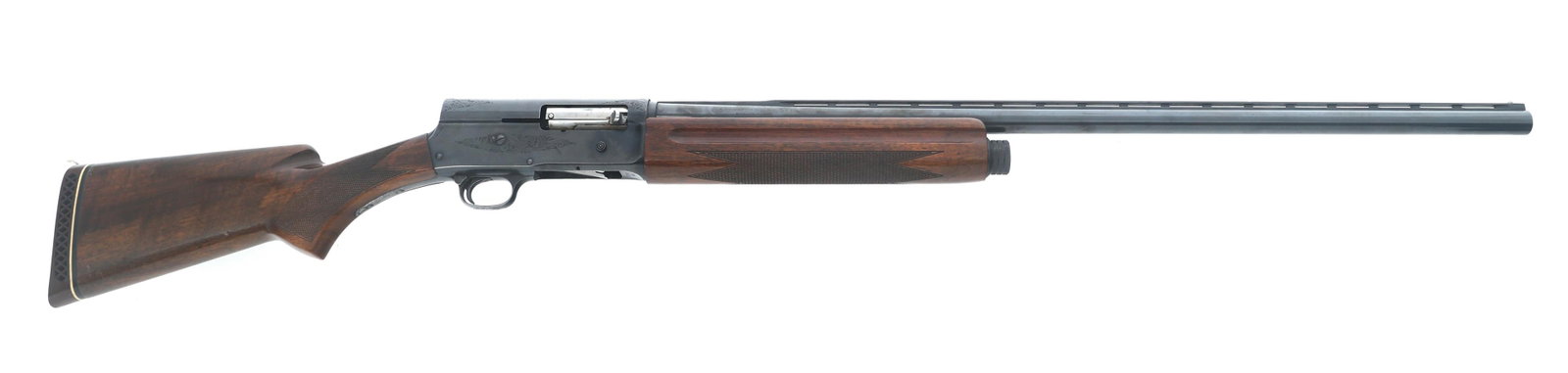 FN BROWNING MODEL A-5 12 GAUGE MAGNUM SHOTGUN: FN BROWNING MODEL A-5 12 GAUGE MAGNUM SHOTGUN FN Browning Model A-5 12 gauge Magnum semi automatic shotgun. 3" chamber. Fixed Modified choke. Blued finish. Bead sight. Engraved Receiver. Checkered woo