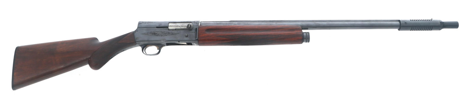 FN BROWNING MODEL A-5 16 GAUGE SHOTGUN: FN BROWNING MODEL A-5 16 GAUGE SHOTGUN FN Browning Model A-5 16 gauge semi automatic shotgun. Blued finish. 65mm chamber. Cutts compensator. Bead sight. Engraved receiver. Checkered wood stock. FN Bro