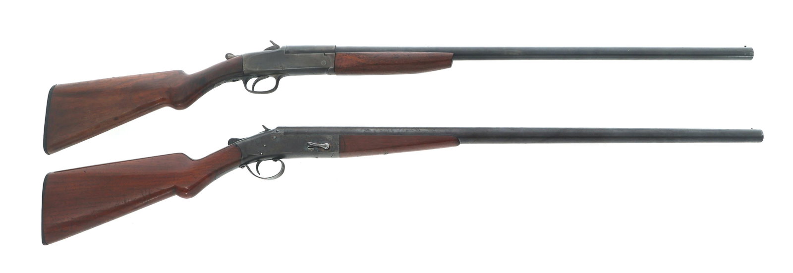 IVER JOHNSON AND N.R. DAVIS 12 GAUGE SHOTGUNS: IVER JOHNSON AND N.R. DAVIS 12 GAUGE SHOTGUNS Iver Johnson and NR Davis & Sons12 gauge shotguns. A) Iver Johnson 12 gauge single shot shotgun. Fixed Cylinder choke. Blued finish on barrel. Case harden