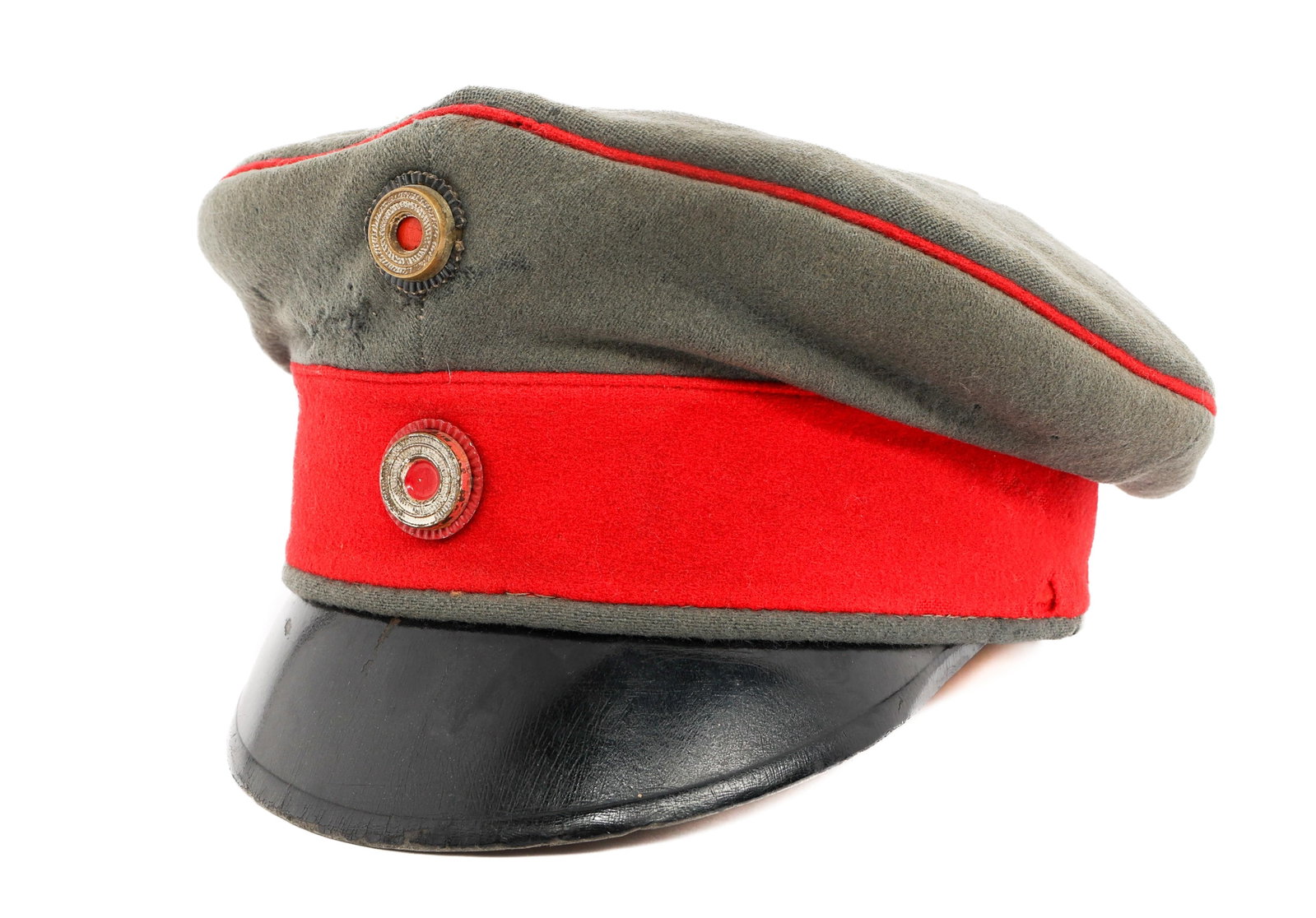 IMPERIAL GERMAN PRUSSIAN OFFICER FELDGRAU HAT: IMPERIAL GERMAN PRUSSIAN OFFICER FELDGRAU HAT Imperial German Prussian Officer Schirmmutze Hat. Feldgrau wool construction with red piping and band. Repainted Officer and National cockades. Leather sw