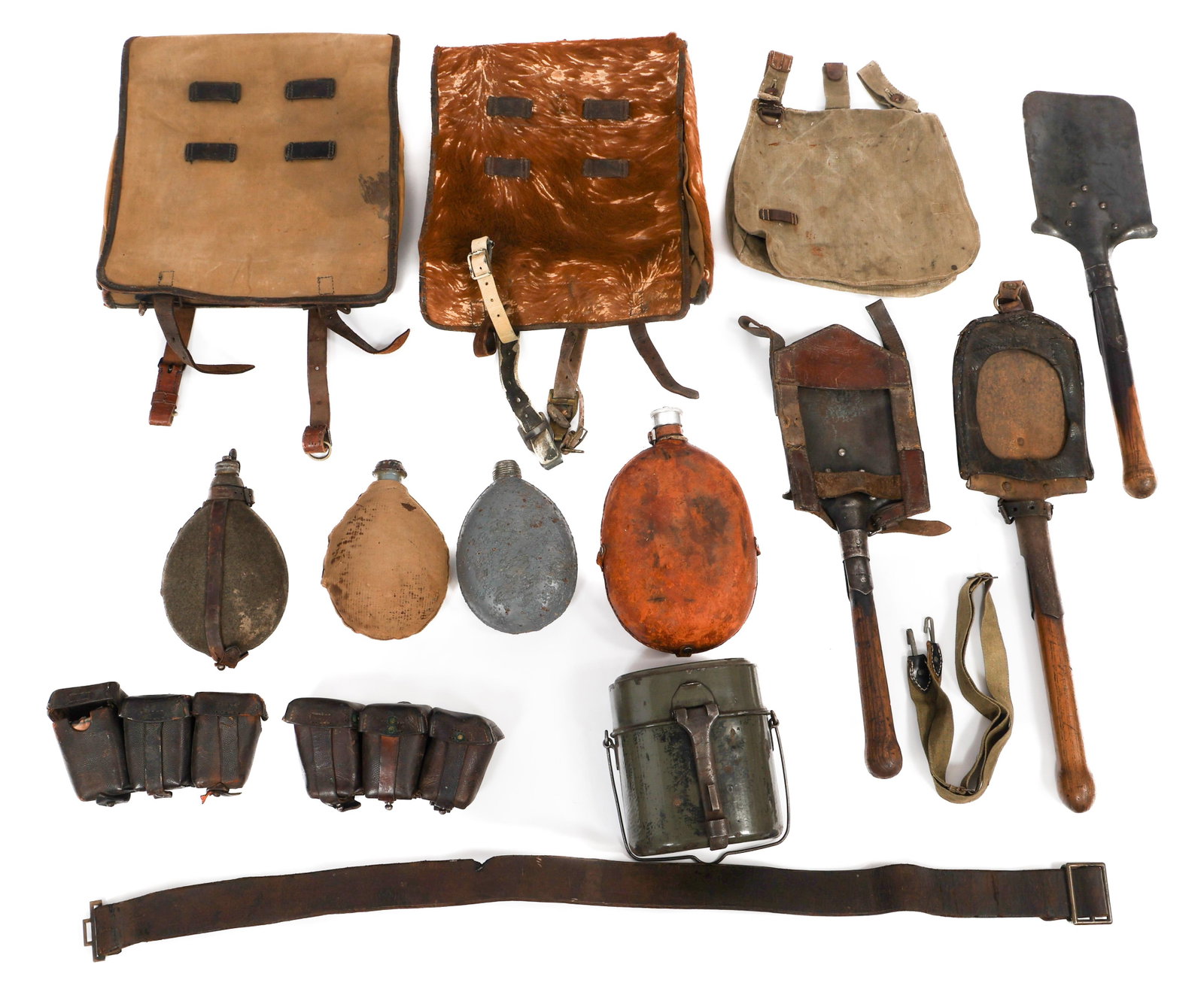 WWI IMPERIAL GERMAN M1895/15 TORNISTER PACK & GEAR: WWI IMPERIAL GERMAN M1895/15 TORNISTER PACK & GEAR WWI Imperial German M1895/15 Tornister Pack and Field Gear. Includes Tornister packs, M14 bread bag, entrenching tools, canteens G98 leather ammo pou