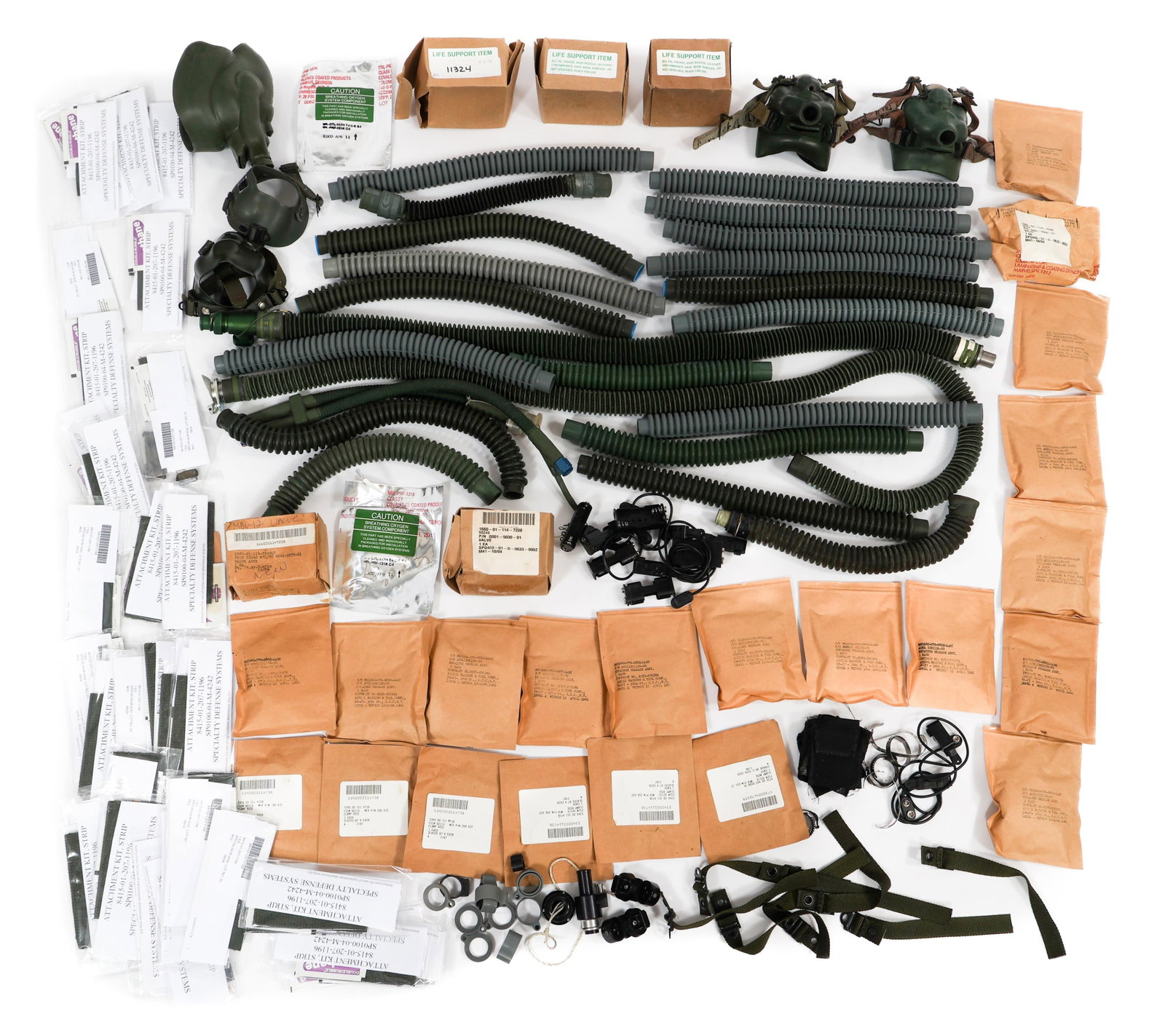 COLD WAR US OXYGEN MASK & MS22001 PARTS: COLD WAR US OXYGEN MASK & MS22001 PARTS Cold War US Oxygen Mask and MS22001 Parts. Various parts including hoses, masks, comm attachments, strip attachments and more.