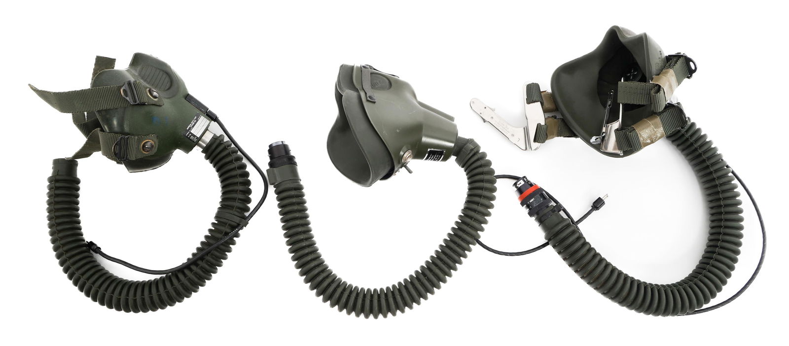 COLD WAR USAF MBU-5/P & MBU-12/P OXYGEN MASKS: COLD WAR USAF MBU-5/P & MBU-12/P OXYGEN MASKS Cold War US Air Force MBU-5/P & MBU-12/P Oxygen Masks. (1) MBU-5/P with hose and hard plastic cover. Maker marked by Scott and dated 1982. Size: Regular N