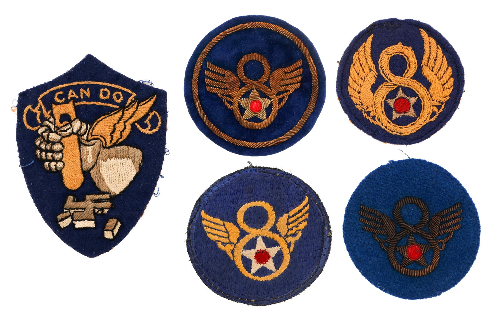 WWII US 305th BOMB GROUP & 8th AIR FORCE PATCHES: WWII US 305th BOMB GROUP & 8th AIR FORCE PATCHES WWII USAAF 305th Bomb Group and 8th Air Force Patches. (1) 305th Bomb Group. Machine embroidery on wool. (4) 8th Air Force Patch. Machine embroidery an