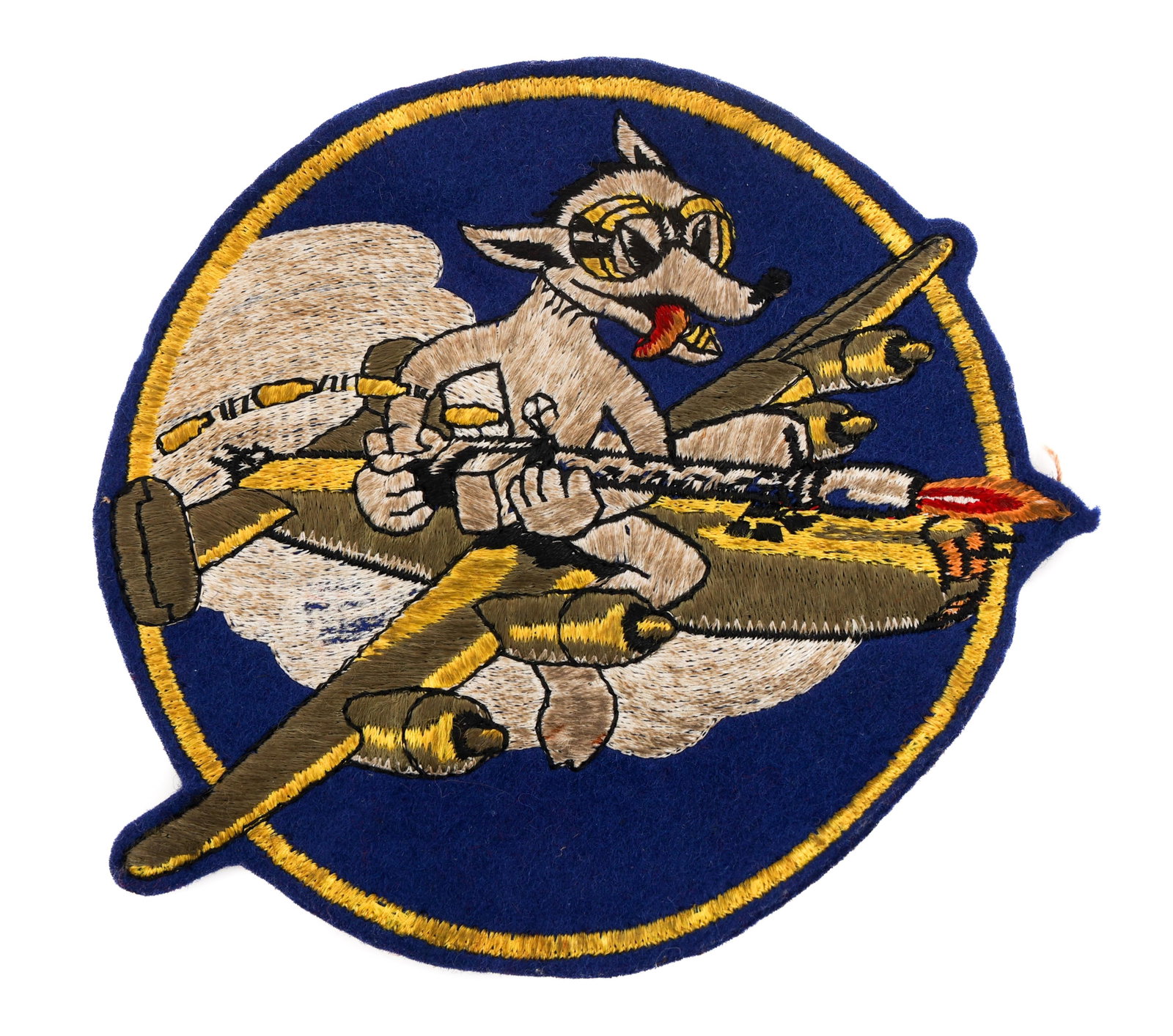 WWII USAAF FLEXIBLE GUNNERY SCHOOL PATCH: WWII USAAF FLEXIBLE GUNNERY SCHOOL PATCH WWII USAAF Laredo Flexible Gunnery School Patch. Machine embroidery on felt. Size: 5 3/4" Provenance: Lifetime Military Memorabilia & Arms Collection of Peter 