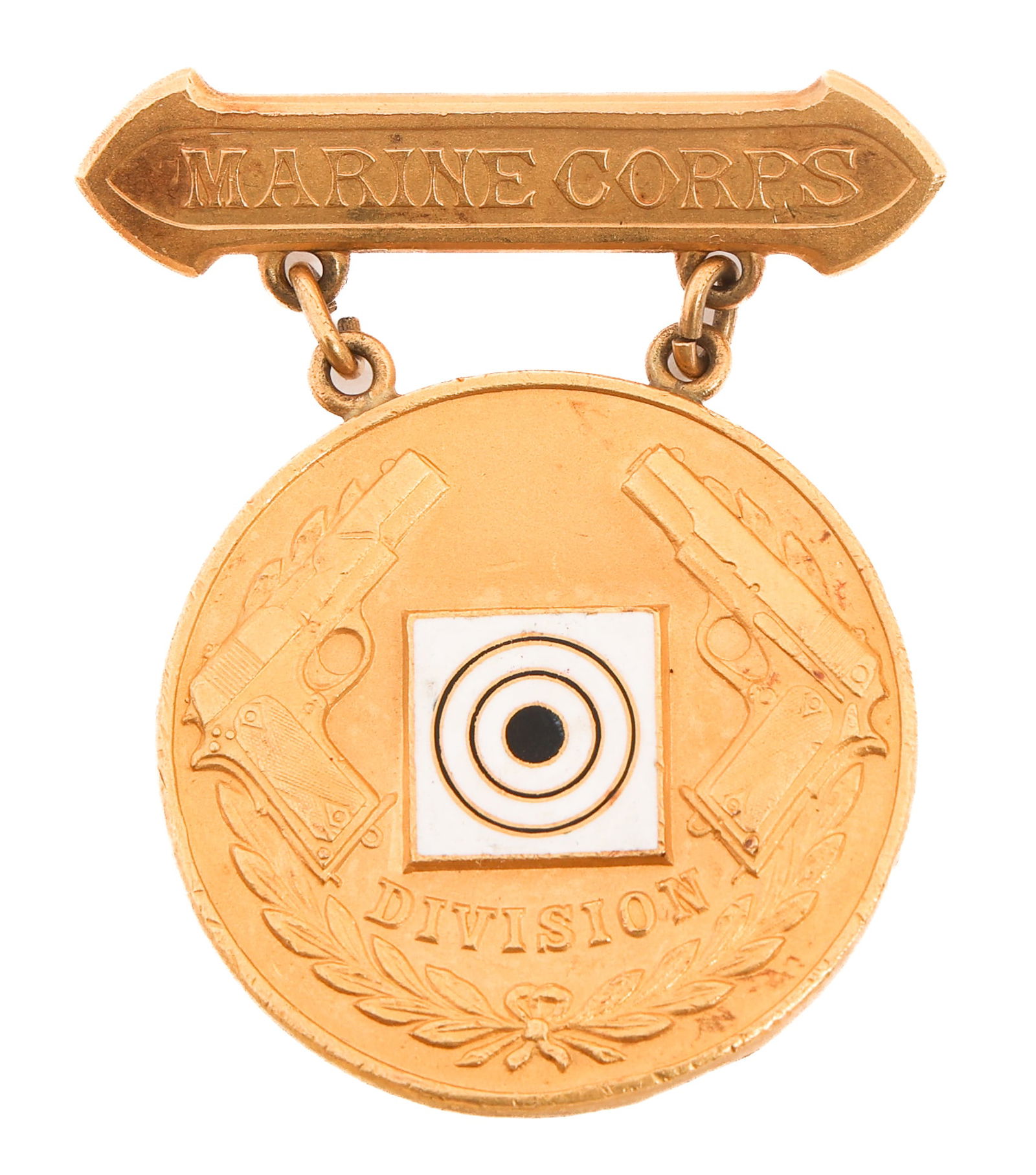 1932 USMC PISTOL MARKSMANSHIP BADGE IN 18K GOLD: 1932 USMC PISTOL MARKSMANSHIP BADGE IN 18K GOLD 1932 US Marine Corps Pistol Marksmanship Competition Badge. "Sgt. Samuel L. Slocum 1932" etched on the reverse. 18k gold. Weight: 35g Provenance: Lifeti