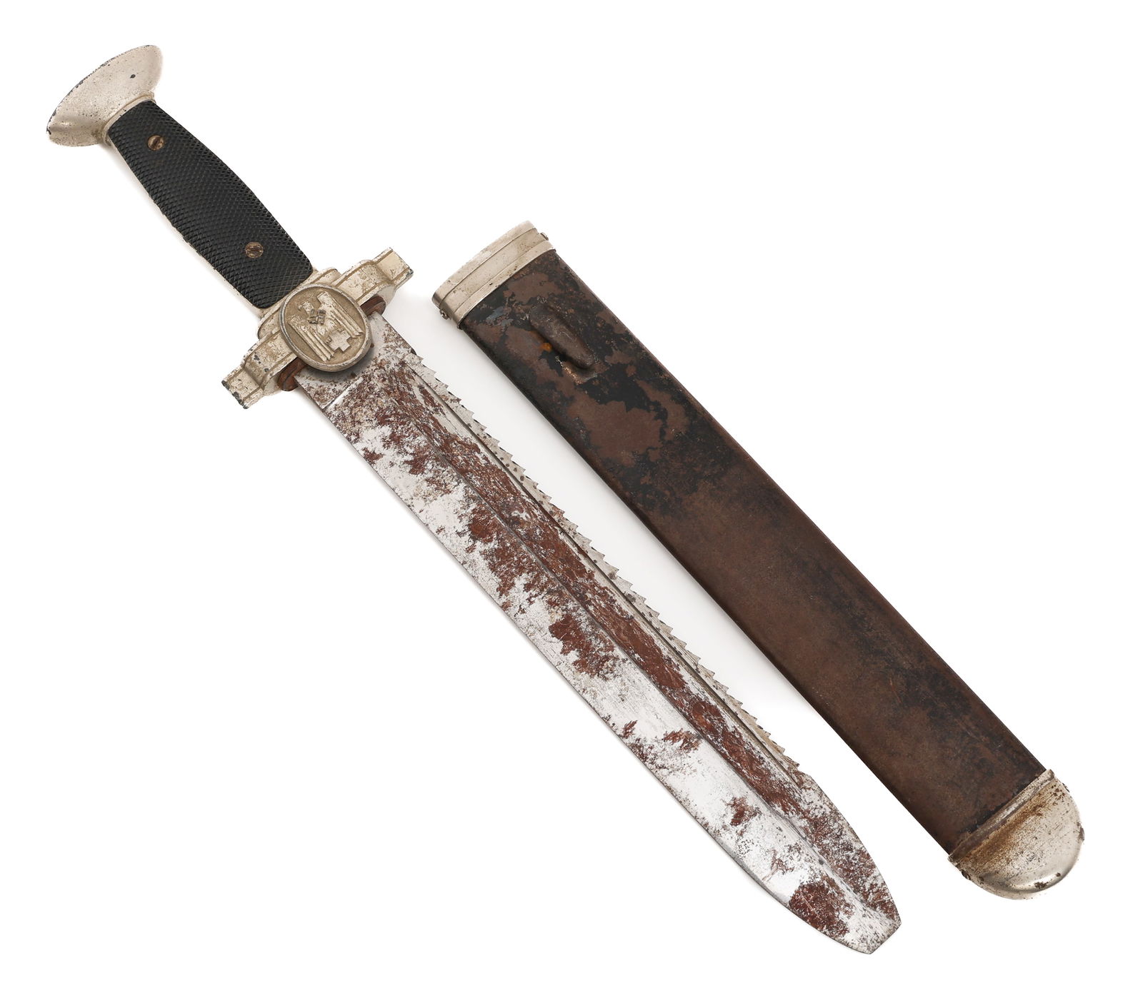 WWII GERMAN RED CROSS ENLISTED HEWER DAGGER: WWII GERMAN RED CROSS ENLISTED HEWER DAGGER WWII German Red Cross Enlisted Man Hewer Dagger. Single edged, sawback blade with fuller. Leather buffer pad present. Nickel-silver plated hilt. Black bakel