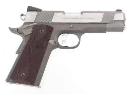 COLT LIGHTWEIGHT COMMANDER MODEL .45 ACP PISTOL: COLT LIGHTWEIGHT COMMANDER MODEL .45 ACP PISTOL Colt Lightweight Commander Model .45 ACP caliber semi automatic pistol. Stainless finish. Three dot sights. Checkered wood grips. One magazine.