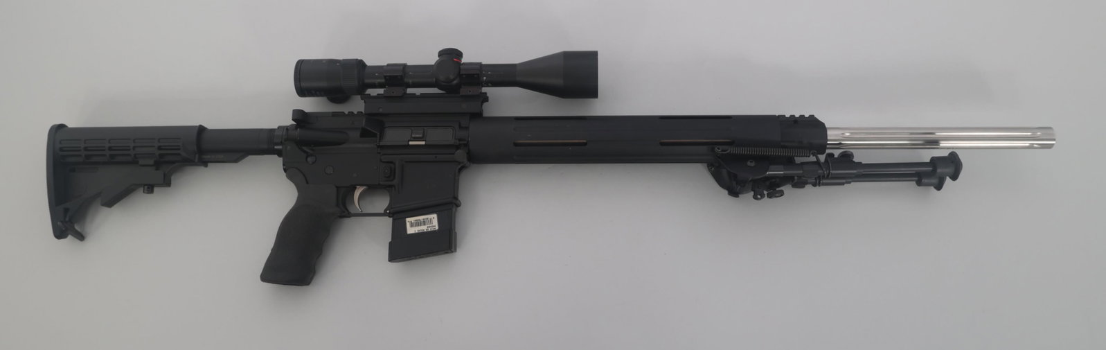 WORLD WIDE FIREARMS CUSTOM .223 CALIBER RIFLE: WORLD WIDE FIREARMS CUSTOM .223 CALIBER RIFLE World Wide Firearms custom .223 caliber semi automatic rifle. Stainless fluted bull barrel stamped DPMS .223 1-9. Matte black finish on receiver and alloy
