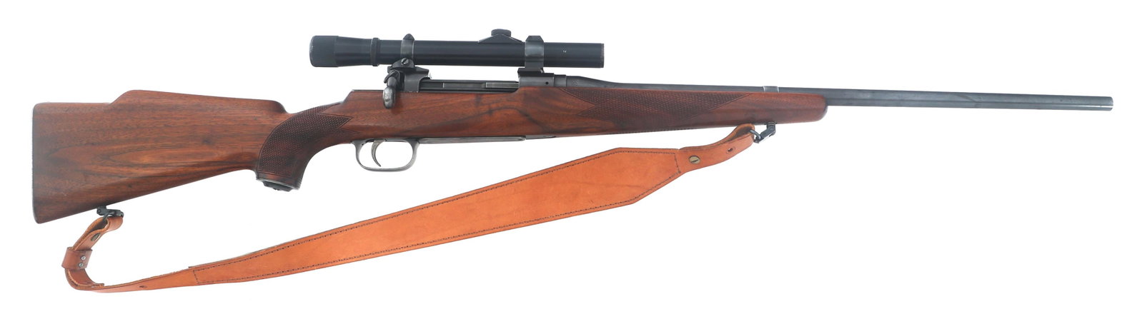 ROSS MODEL 1907 DEER STALKING .280 ROSS CAL RIFLE: ROSS MODEL 1907 DEER STALKING .280 ROSS CAL RIFLE Ross Model 1907 Scotch Deer Stalking Pattern .280 Ross caliber bolt action rifle. Blued finish. Barrel stamped 280 Ross - Proved 28 Tons on top and Ma