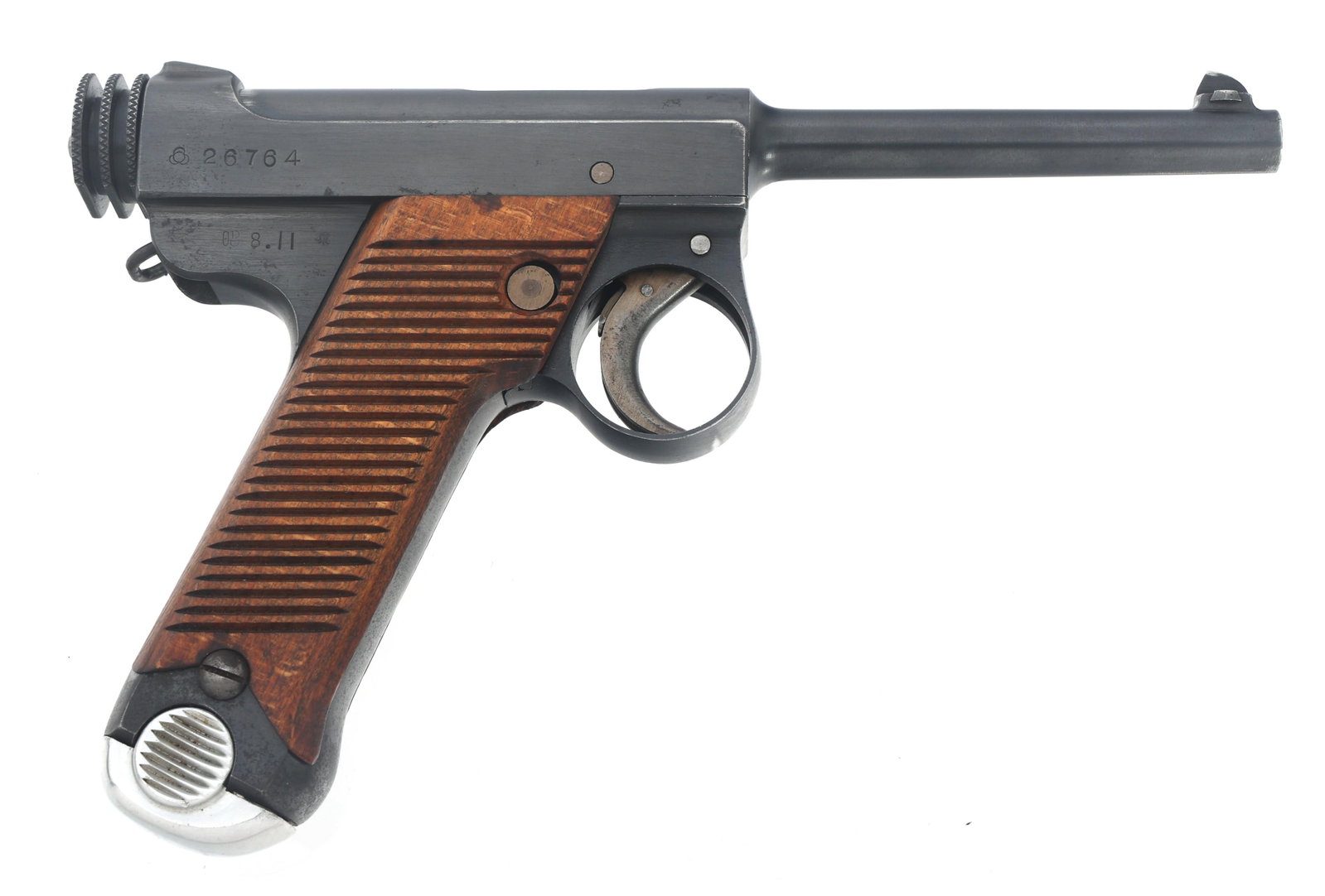 WWII JAPANESE KOKURA TYPE 14 8x22mm NAMBU PISTOL: WWII JAPANESE KOKURA TYPE 14 8x22mm NAMBU PISTOL WWII Japanese Kokura Type 14 8x22mm caliber semi-automatic Nambu pistol. No visible import marks.. Right side of frame stamped with Showa date 8.11 (No