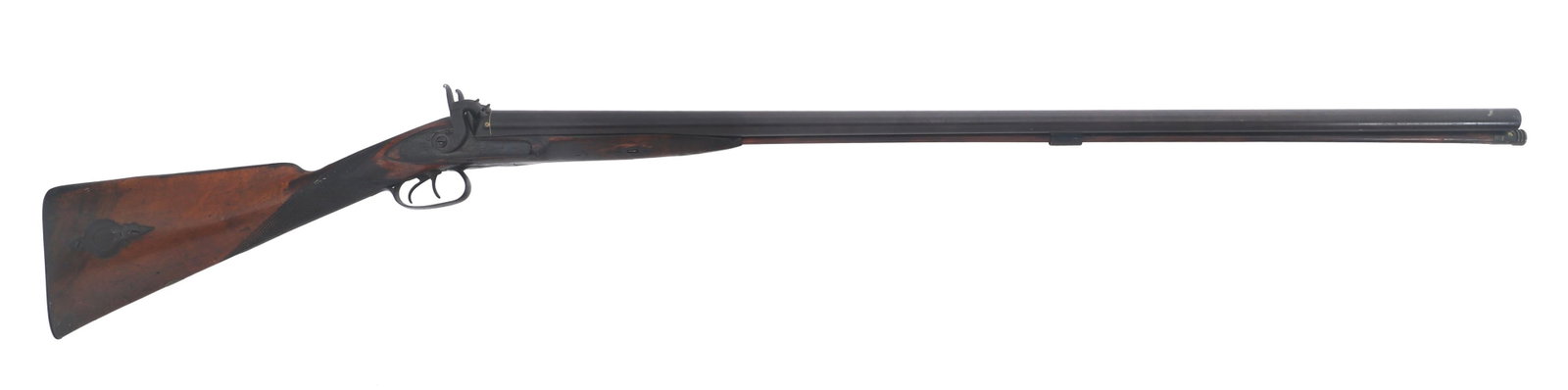 BENNETT 12 GAUGE SIDE BY SIDE PERCUSSION SHOTGUN: BENNETT 12 GAUGE SIDE BY SIDE PERCUSSION SHOTGUN Bennett 12 gauge side by side percussion shotgun. Both barrels fixed Full choke. Barrel rib stamped Bennett London. Engraved side plates. Bead front si