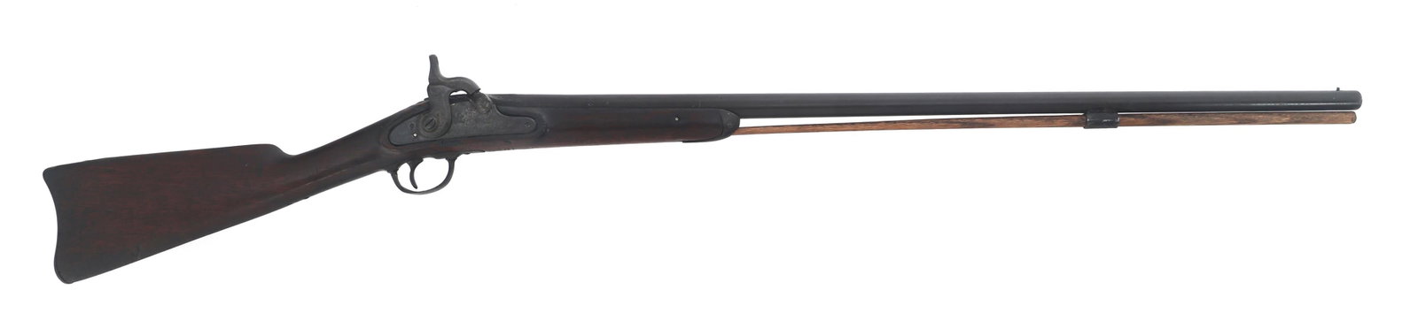 US TRENTON MODEL 1861 16 GAUGE FOWLER SHOTGUN: US TRENTON MODEL 1861 16 GAUGE FOWLER SHOTGUN 1864 US Trenton Model 1861 16 gauge Fowler shotgun. Side plate stamped U.S. Trenton 1864. W.M.D. FEB. 21 1820 carved in bottom of stock. Ramrod. Wood stoc