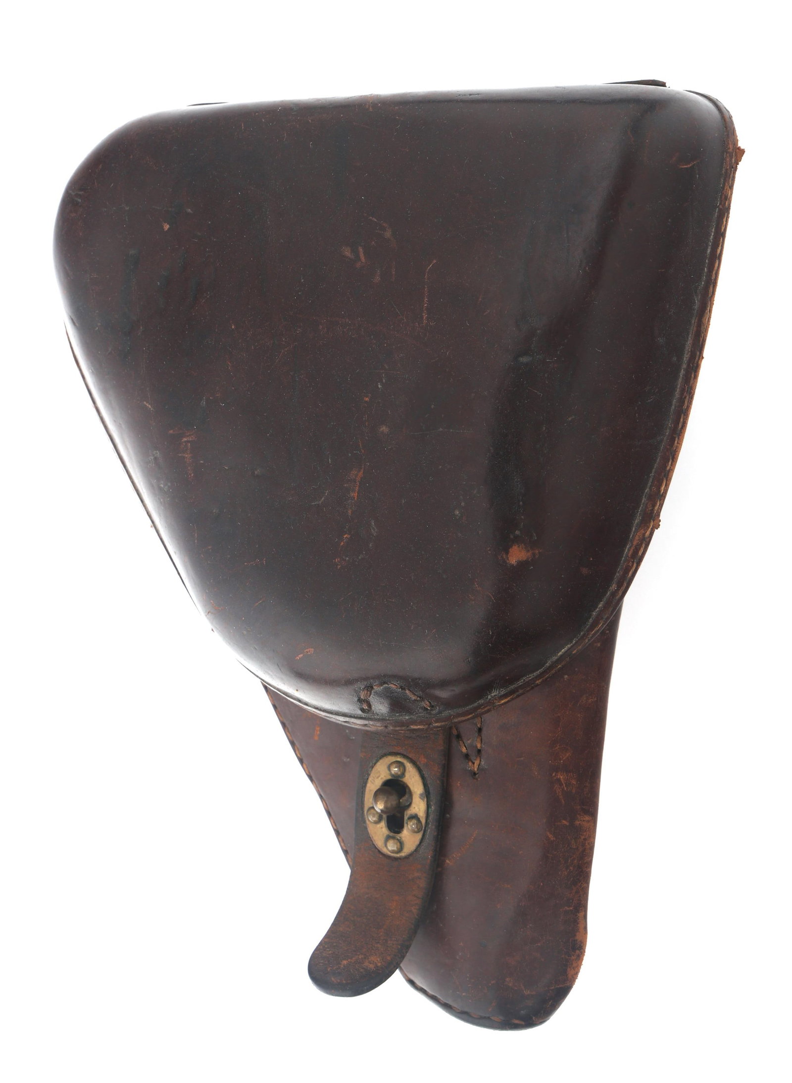 WWII JAPANESE NAMBU TYPE 14 PISTOL HOLSTER: WWII JAPANESE NAMBU TYPE 14 PISTOL HOLSTER WWII Japanese Type 14 Nambu leather pistol holster. 89932 with Kanji symbols marked under flap. Pistol lanyard. Two cleaning rods. One magazine.