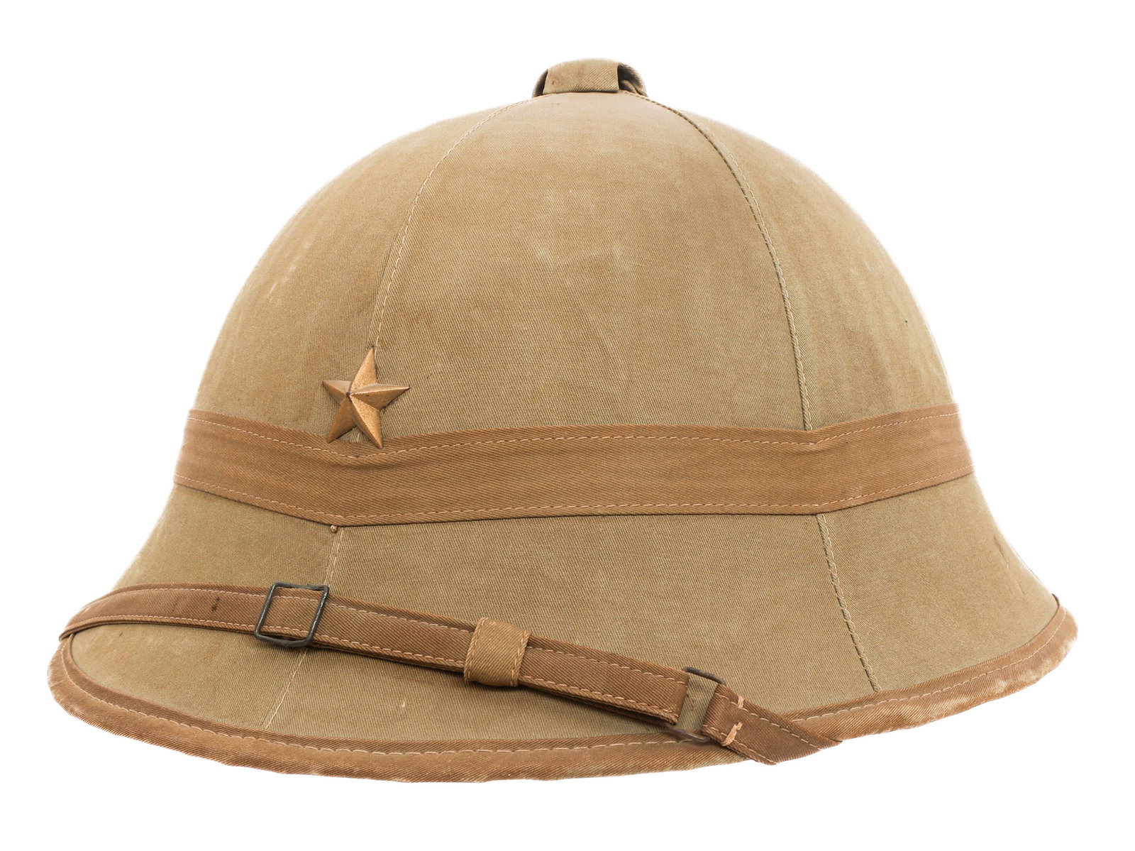 WWII IMPERIAL JAPANESE ARMY TYPE 98 PITH HELMET: WWII IMPERIAL JAPANESE ARMY TYPE 98 PITH HELMET WWII Imperial Japanese Army Type 98 Pith Helmet. Cloth outer covered, bamboo wicker construction. Frontal IJA star emblem. Complete liner with chinstrap