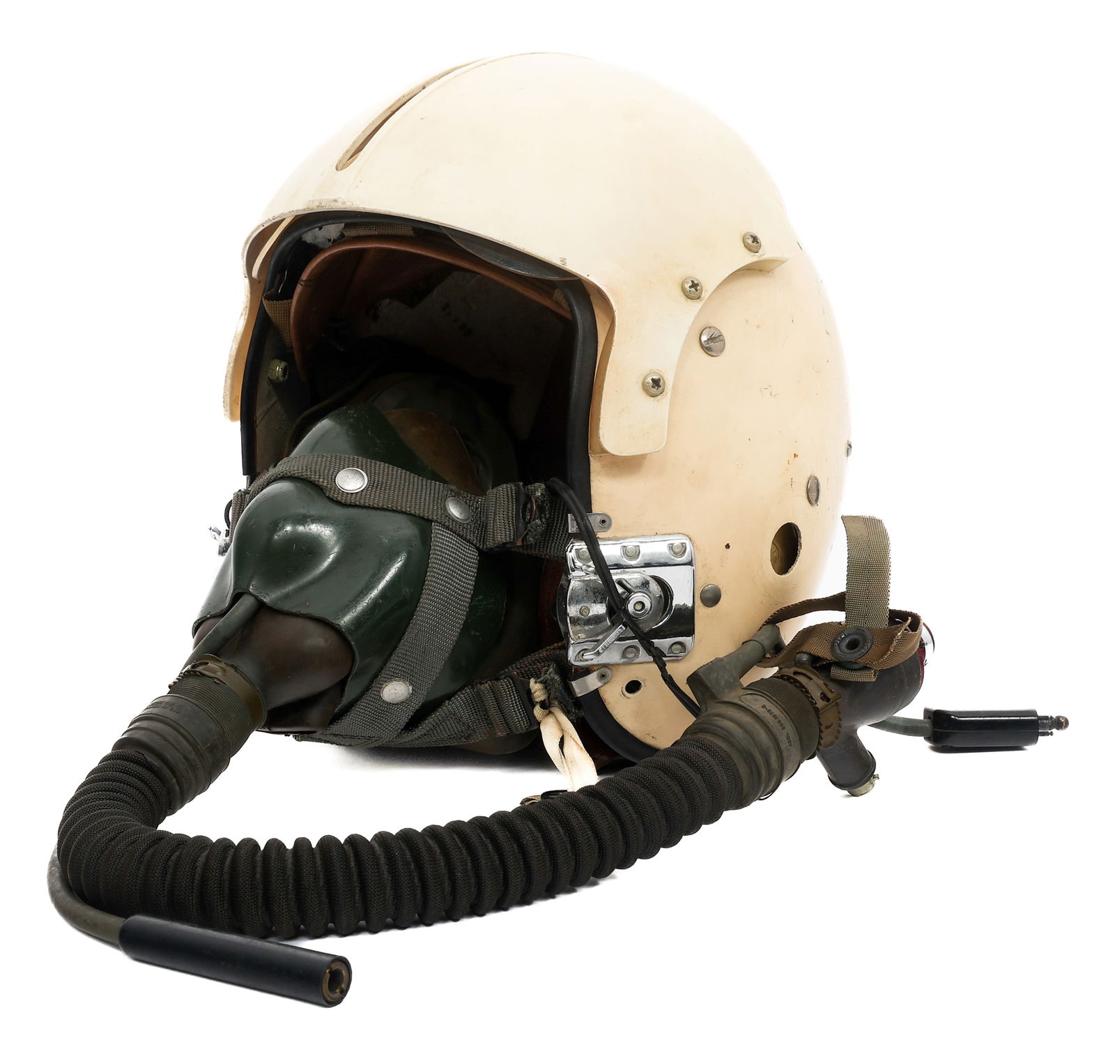 VIETNAM WAR US APH-6 FLIGHT HELMET & MS-22001 MASK: VIETNAM WAR US APH-6 FLIGHT HELMET & MS-22001 MASK Vietnam War US APH-6 Flight Helmet & MS-22001 Oxygen Mask. (1) APH-6. White shell with single clear visor and Experimental Aircraft Association decal