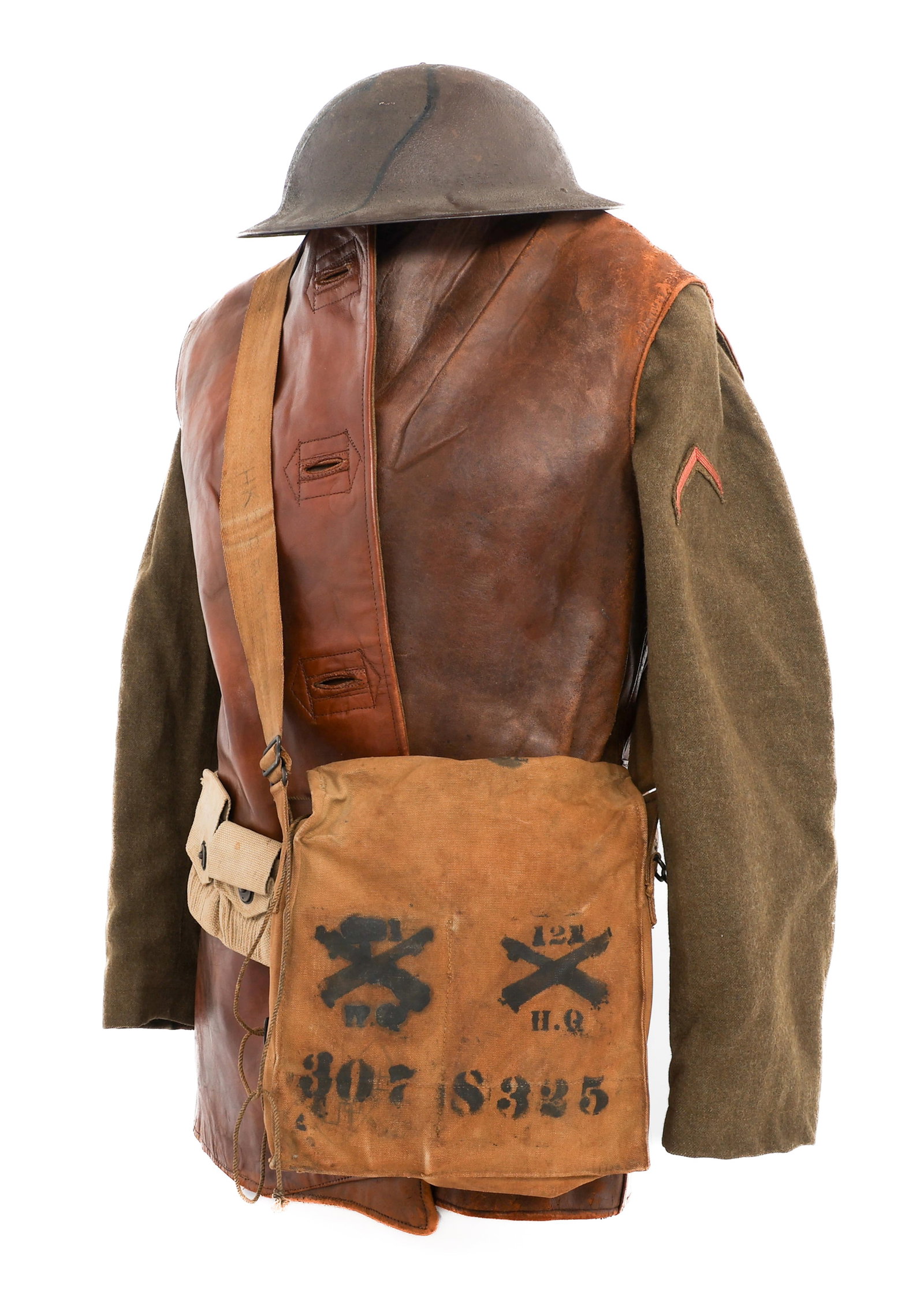 WWI US AEF COMBAT UNIFORM SET & GAS MASK: WWI US AEF COMBAT UNIFORM SET & GAS MASK WWI US AEF Combat Uniform Set & Gas Mask. (1) M1917 Combat Helmet with camouflage painted exterior. Complete liner and leather chinstrap. (1) M1917 Wool Servic