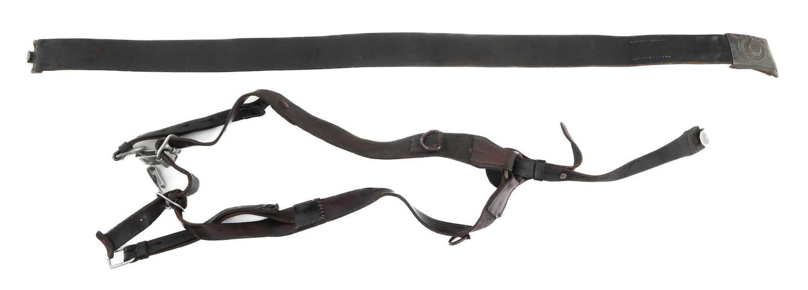 WWII GERMAN SS ENLISTED BELT & COMBAT Y-STRAPS: WWII GERMAN SS ENLISTED BELT & COMBAT Y-STRAPS WWII German SS Enlisted Belt with Buckle and Combat Y-Straps. (1) SS Belt. Black leather construction. Maker marked on the tab (illegible). Stamped 100 o