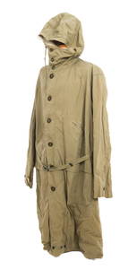 WWII US ARMY M1942 REVERSIBLE WINTER PARKA: WWII US ARMY M1942 REVERSIBLE WINTER PARKA WWII US Army M1942 Reversible Winter Parka Overcoat. Cotton construction. Fully functional Talon zipper. No visible maker marks or tags. Size: Large