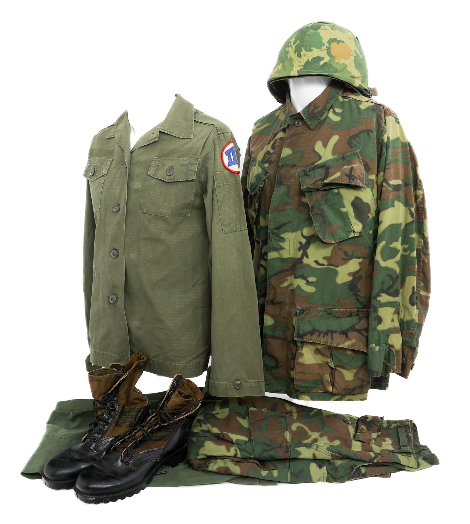 VIETNAM WAR US 2nd ID ERDL & UTILITY NURSE UNIFORM: VIETNAM WAR US 2nd ID ERDL & UTILITY NURSE UNIFORM Early Vietnam War US Army 2nd Infantry Division ERDL and Utility Nurse Uniforms. (1) M1. Mitchell camouflage cloth cover with elastic band. Liner wit