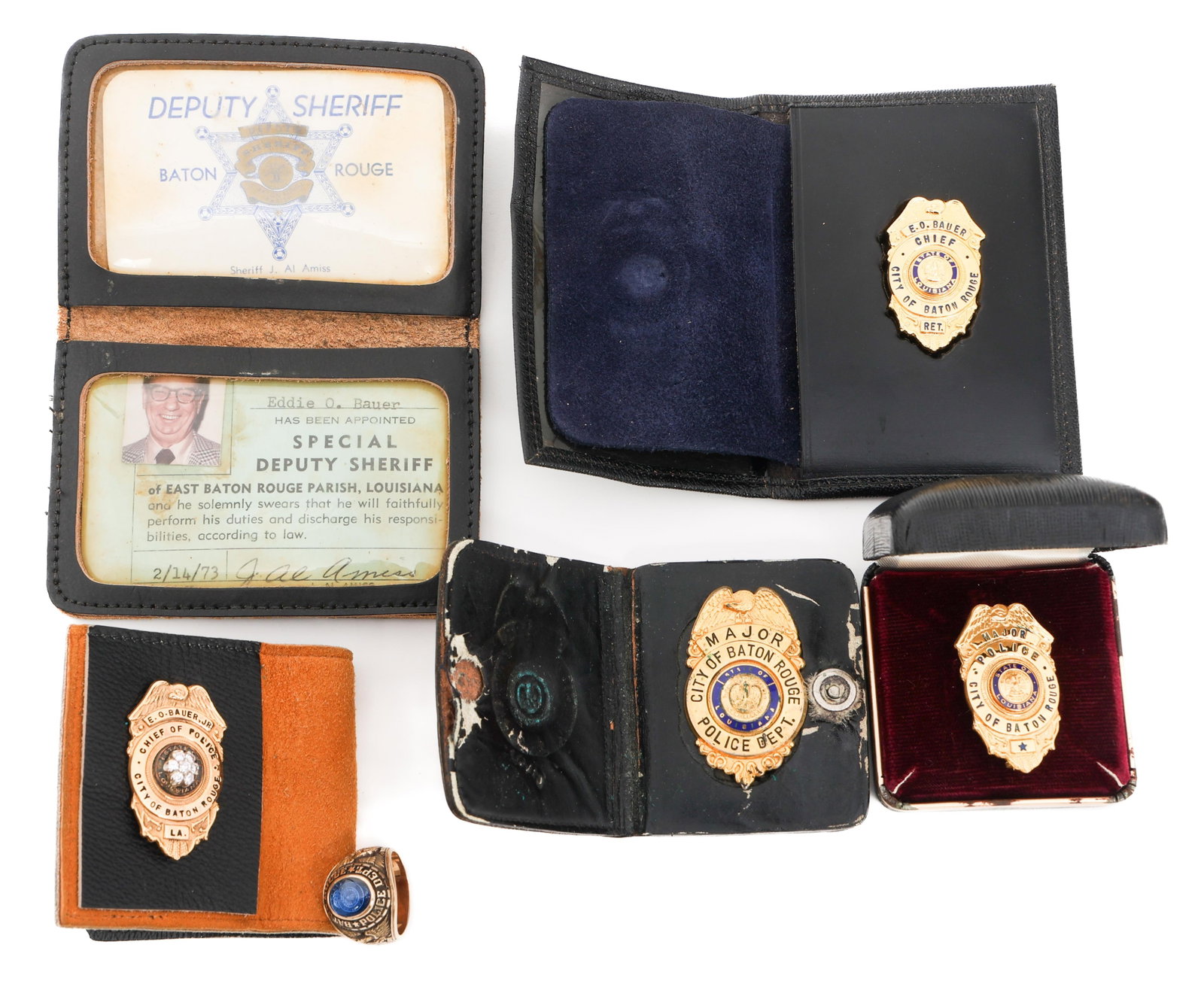 BATON ROUGE POLICE GROUPING, 10K RING & 10K MEDAL: BATON ROUGE POLICE GROUPING, 10K RING & 10K MEDAL Baton Rouge Chief of Police Grouping, 10K Gold Ring, and 10K gold and .77 carat diamond Medal. Named to former Baton Rouge Chief of Police Eddie O. Ba