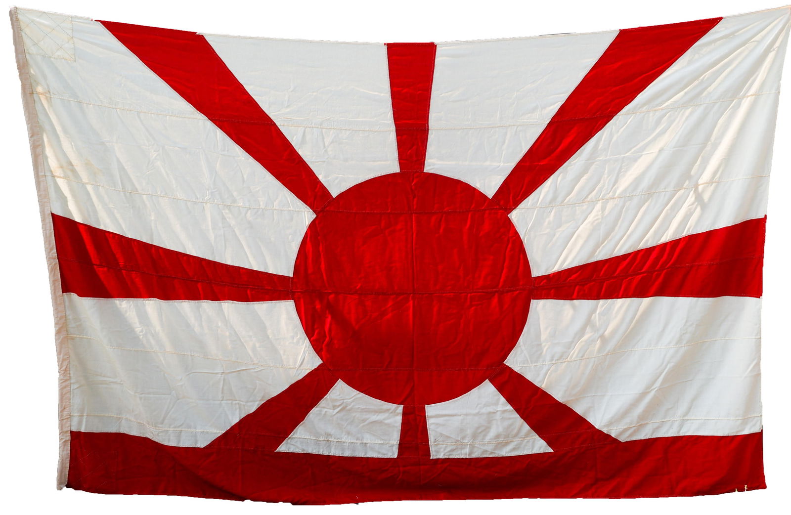 WWII IMPERIAL JAPANESE NAVY VICE ADMIRAL SHIP FLAG: WWII IMPERIAL JAPANESE NAVY VICE ADMIRAL SHIP FLAG WWII Imperial Japanese Navy Vice Admiral Ship Flag. Double sided, multi-piece, wool and linen construction. Reinforced stitching and header with hois