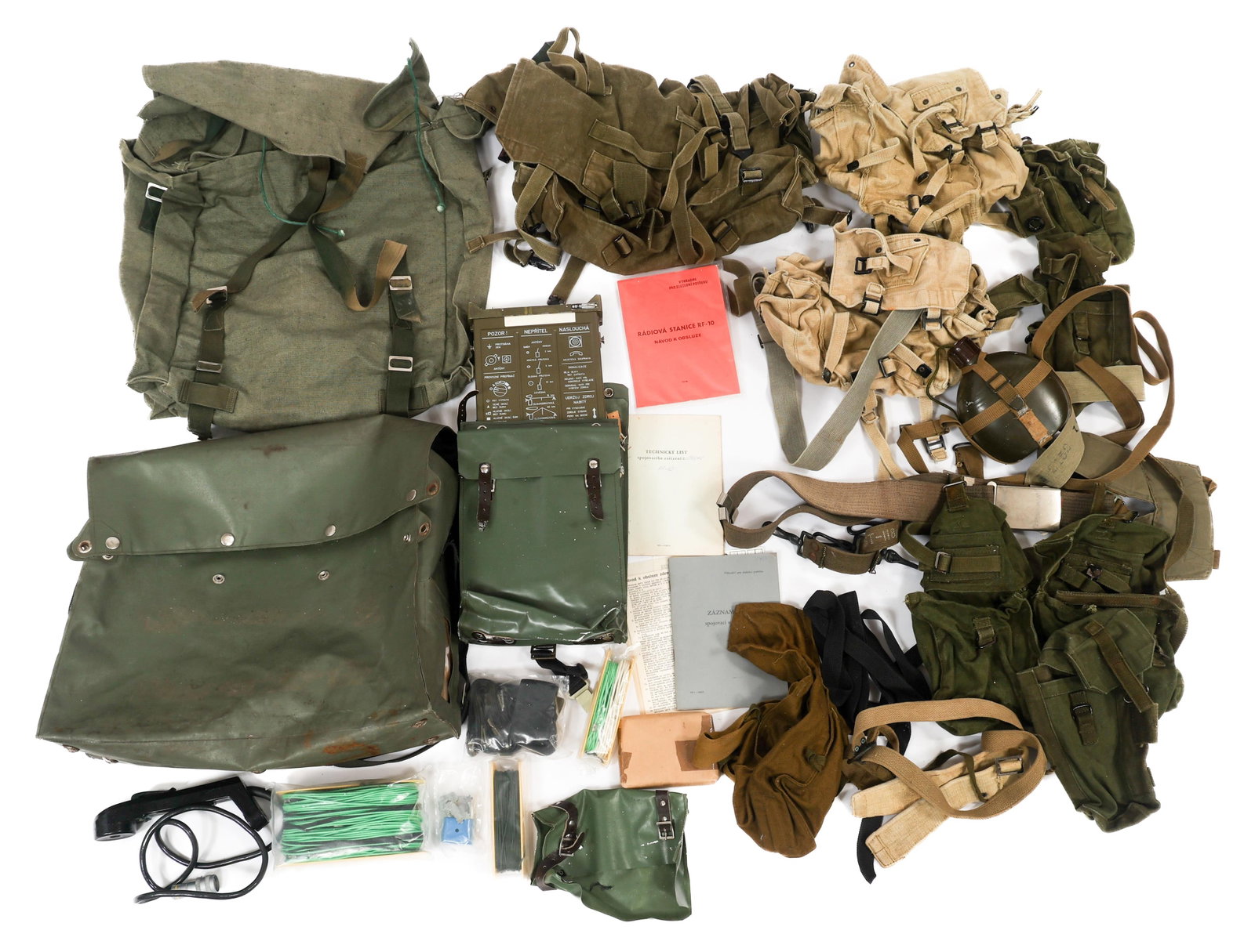GULF WARS IRAQI COMBAT FIELD GEAR & FIELD RADIO: GULF WARS IRAQI COMBAT FIELD GEAR & FIELD RADIO Gulf Wars Iraqi Field Gear. Includes Czech RF-10 Field Radio, Iraqi field gear, packs, Iraqi canteen, ammunition pouches, belts, and more.