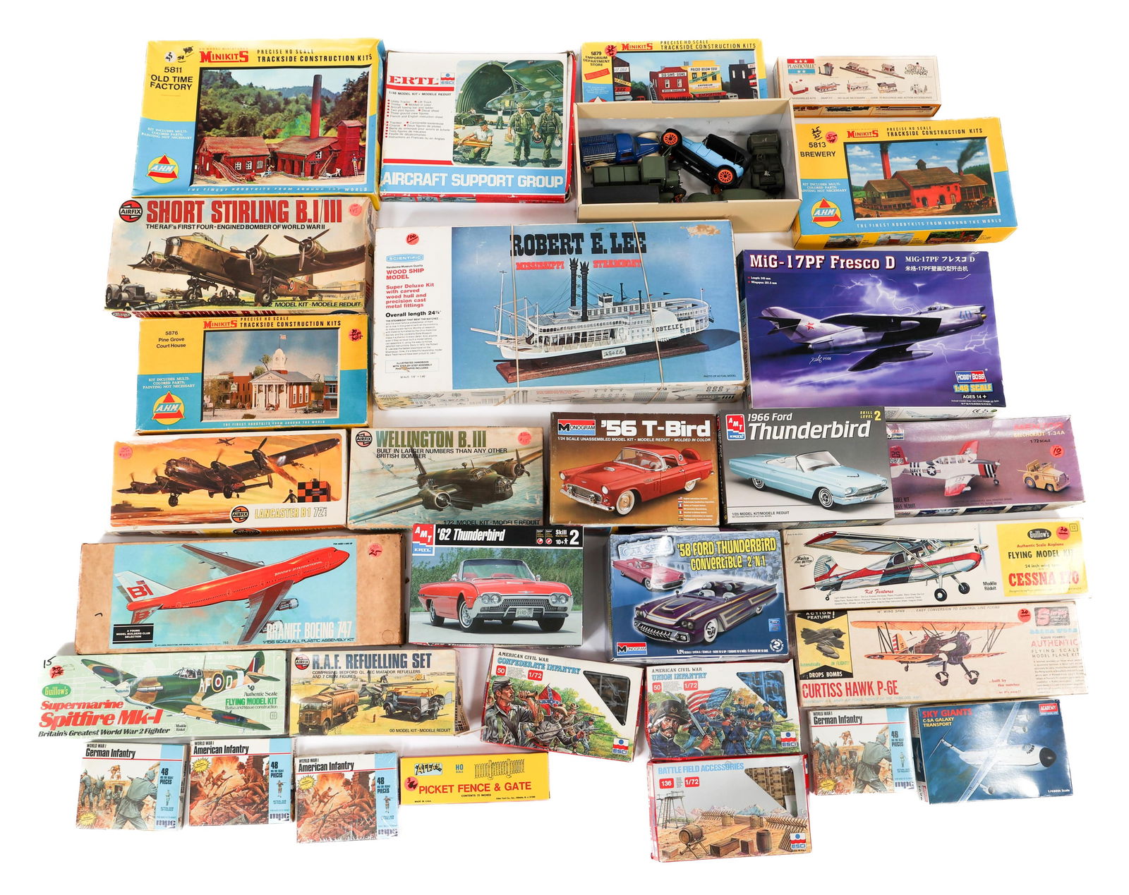 19th C. - COLD WAR CIVILIAN & MILITARY MODEL KITS: 19th C. - COLD WAR CIVILIAN & MILITARY MODEL KITS 19th C. - Cold War World Civilian & Military Model Kits. Includes civilian buildings, steam ship, Civil War infantry figurines, civilian cars, militar