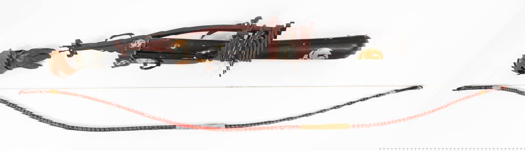 EDO PERIOD JAPANESE YUMI BOW & UTSUBO QUIVER: EDO PERIOD JAPANESE YUMI BOW & UTSUBO QUIVER Edo Period Japanese Yumi Bow, Utsubo Quiver, and Yugake Glove. (1) Yumi. Orange and black lacquered wood construction with leather & rattan wrapped grip an