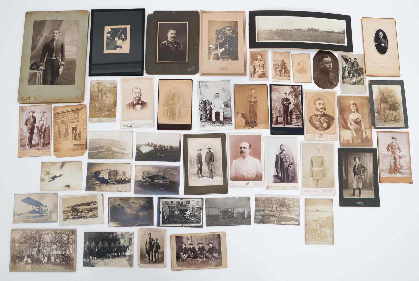 19th C.- WWI US & EUROPEAN CABINET & POST CARDS: 19th C.- WWI US & EUROPEAN CABINET & POST CARDS Late 19th Century - WWI US and European Cabinet and Postcards. Images include WWI Aircraft, US Indian Wars Army Buglers, European Royalty, Military Cade