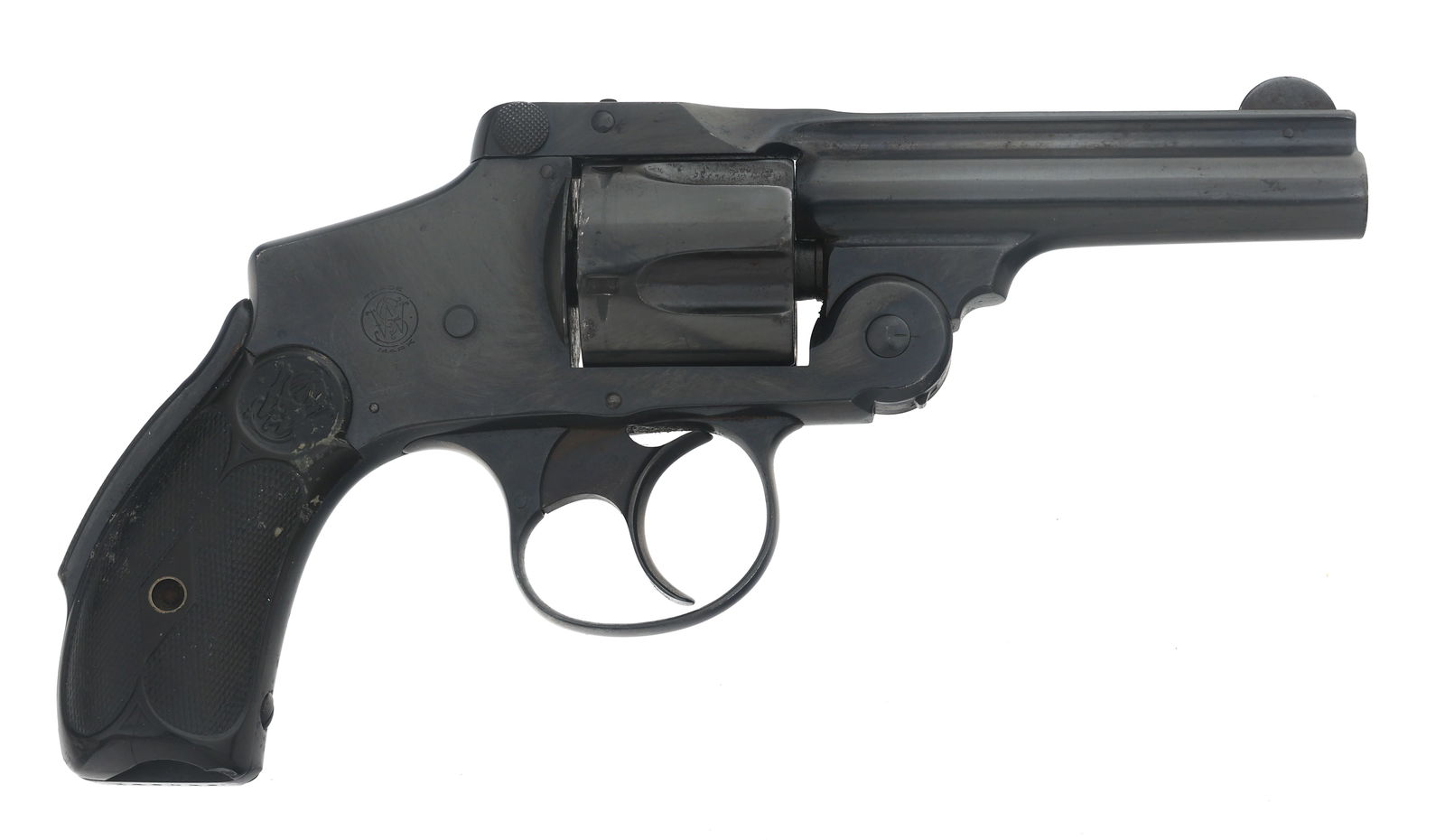 SMITH & WESSON SAFETY HAMMERLESS .38 CAL REVOLVER: SMITH & WESSON SAFETY HAMMERLESS .38 CAL REVOLVER Smith & Wesson Safety Hammerless .38 S&W caliber double action top break revolver. Blued finish. Checkered composite grips. Five shot fluted cylinder.
