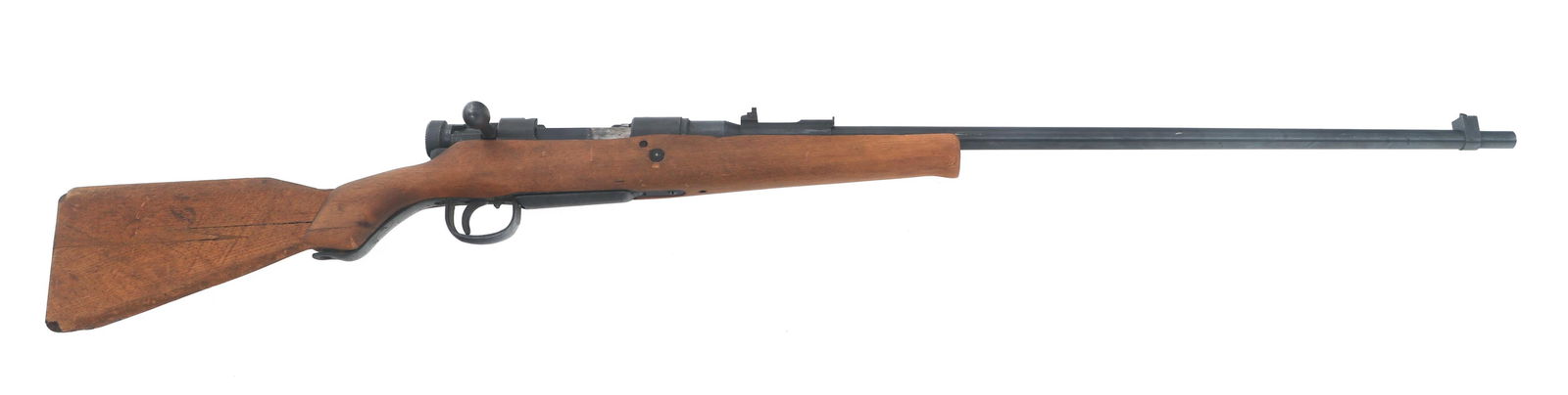 SPORTERIZED JAPANESE KOKURA TYPE 99 ARISAKA RIFLE: SPORTERIZED JAPANESE KOKURA TYPE 99 ARISAKA RIFLE Sporterized Japanese Kokura Arsenal Type 99 7.7x58mm caliber Arisaka rifle. No import stamp. Series 20. Intact Mum. Knurled safety. Blued finish. Miss