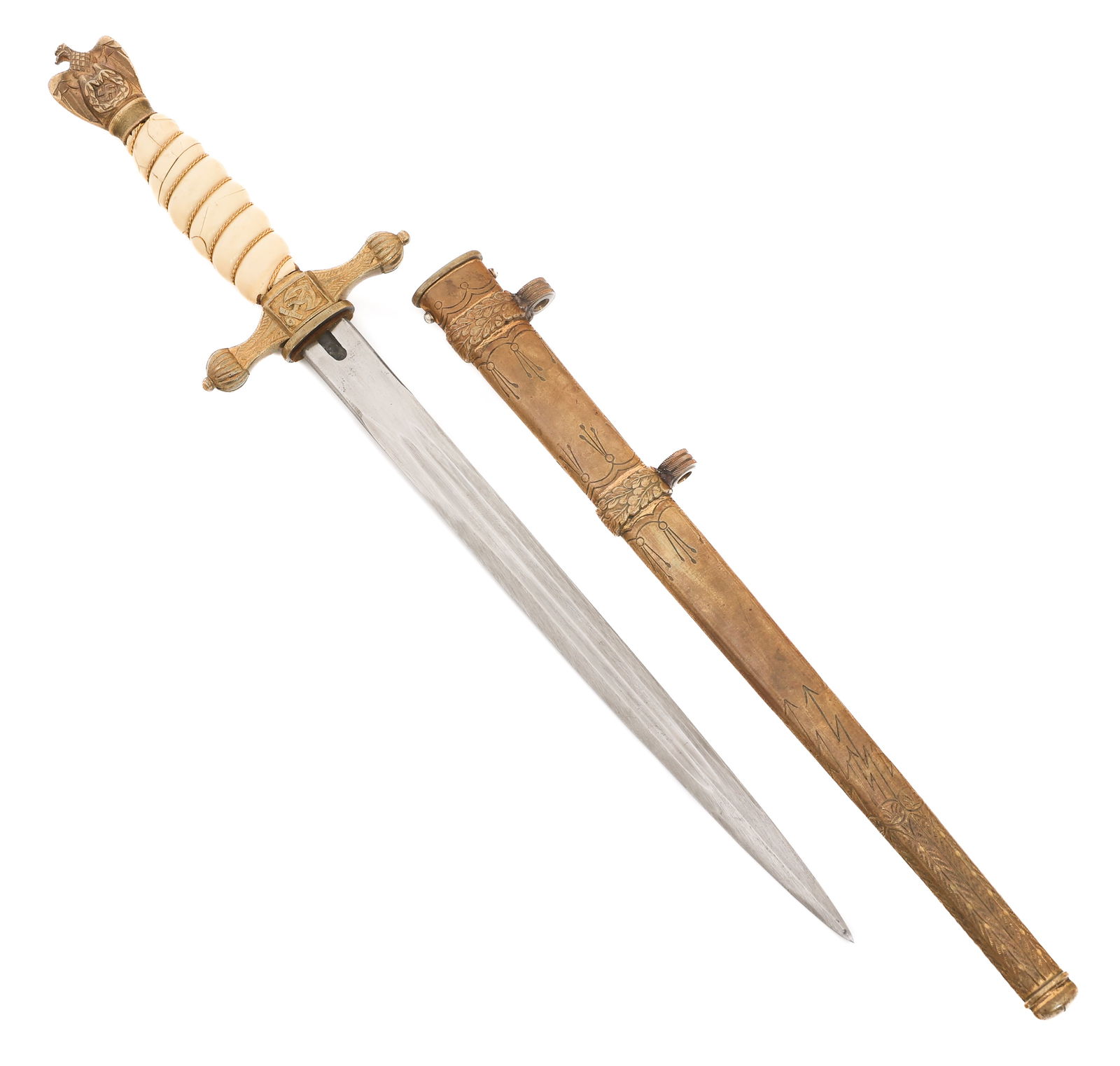 WWII GERMAN KRIEGSMARINE PARTS DAGGER: WWII GERMAN KRIEGSMARINE PARTS DAGGER WWII German Kriegsmarine Parts Dagger. Unmarked post-war production blade. Decorated brass hilt with original grip and crossguard without scabbard lock. Pos-war p