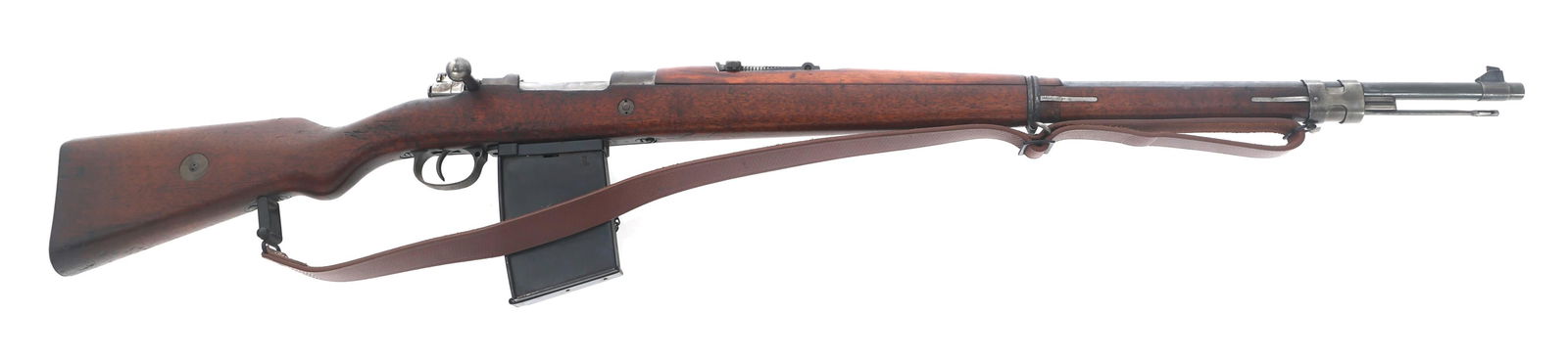 CHILEAN STEYR MODEL 1912 7mm CALIBER MAUSER RIFLE: CHILEAN STEYR MODEL 1912 7mm CALIBER MAUSER RIFLE Chilean Steyr Model 1912 7x57mm caliber bolt action Mauser rifle. Import stamped Samco. Receiver stamped "Waffenfabrik Steyr Austria" and "Modelo 1912