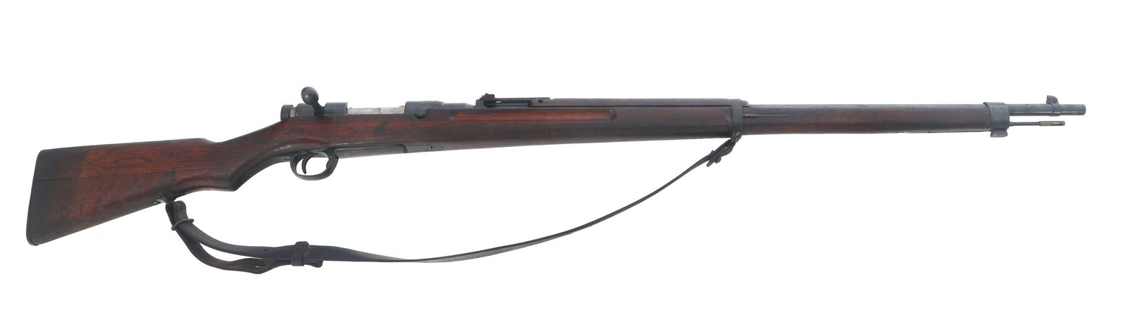JAPANESE KOISHIKAWA TYPE 38 6.5 CALIBER RIFLE: JAPANESE KOISHIKAWA TYPE 38 6.5 CALIBER RIFLE Japanese Koishikawa Type 38 6.5x50mm caliber bolt action Arisaka rifle. Intact Mum. Stamped RAK RAK on right side of barrel by rear sight. Knurled safety.
