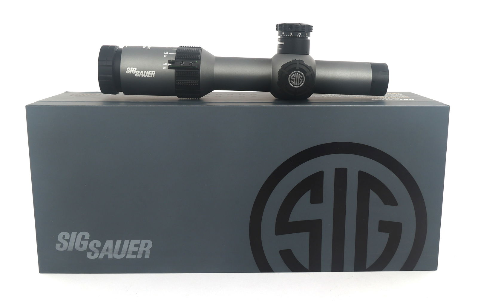 SIG SAUER TANGO4 1-4x24mm FFP RIFLE SCOPE: SIG SAUER TANGO4 1-4x24mm FFP RIFLE SCOPE Sig Sauer TANGO4 1-4x24mm First Focal Plane illuminated reticle rifle scope. 5.56/7.62 Horseshoe Dot. SKU: SOT41001. Size / Gauge: 1-4x24mm