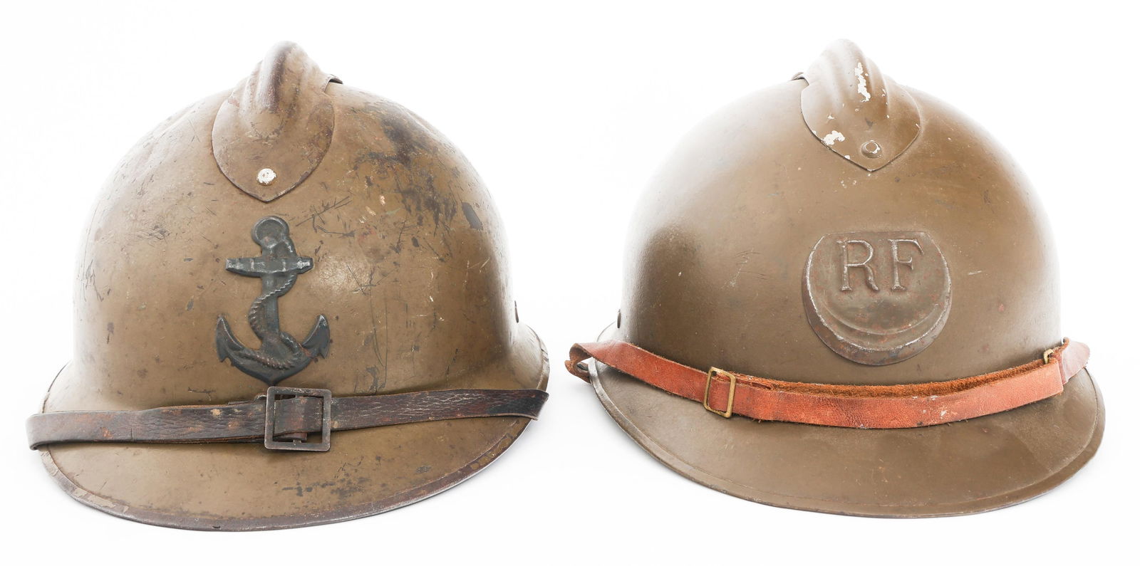 WWII FRENCH COLONIAL INF. & CHASSEUR M26 HELMETS: WWII FRENCH COLONIAL INF. & CHASSEUR M26 HELMETS WWII French Colonial Infantry and Chasseur M26 Helmets. (1) Colonial Infantry M26. Dark khaki painted shell. Frontal Colonial Infantry insignia. Leathe