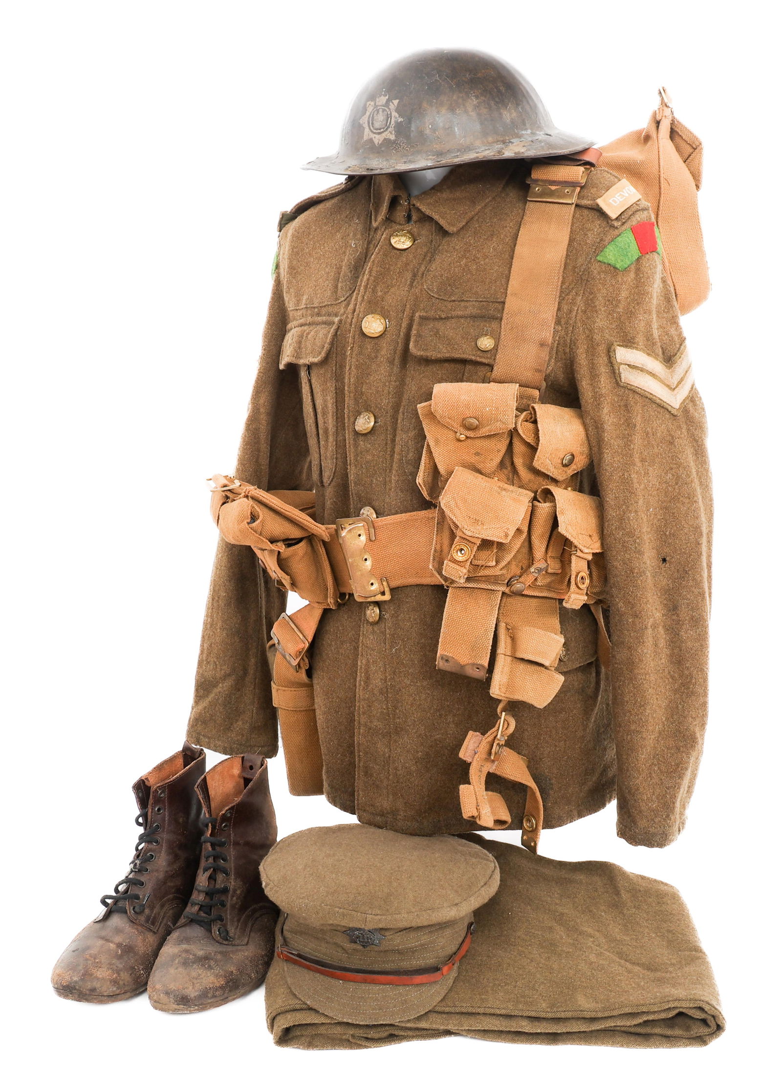 2011 WAR HORSE MOVIE PROP BRITISH DEVON SOLDIER: 2011 WAR HORSE MOVIE PROP BRITISH DEVON SOLDIER WWI British Devon Regiment Movie Prop uniform used in the 2011 Steven Spielberg movie "War Horse". Textbook pattern reproduction of the WWI British unif