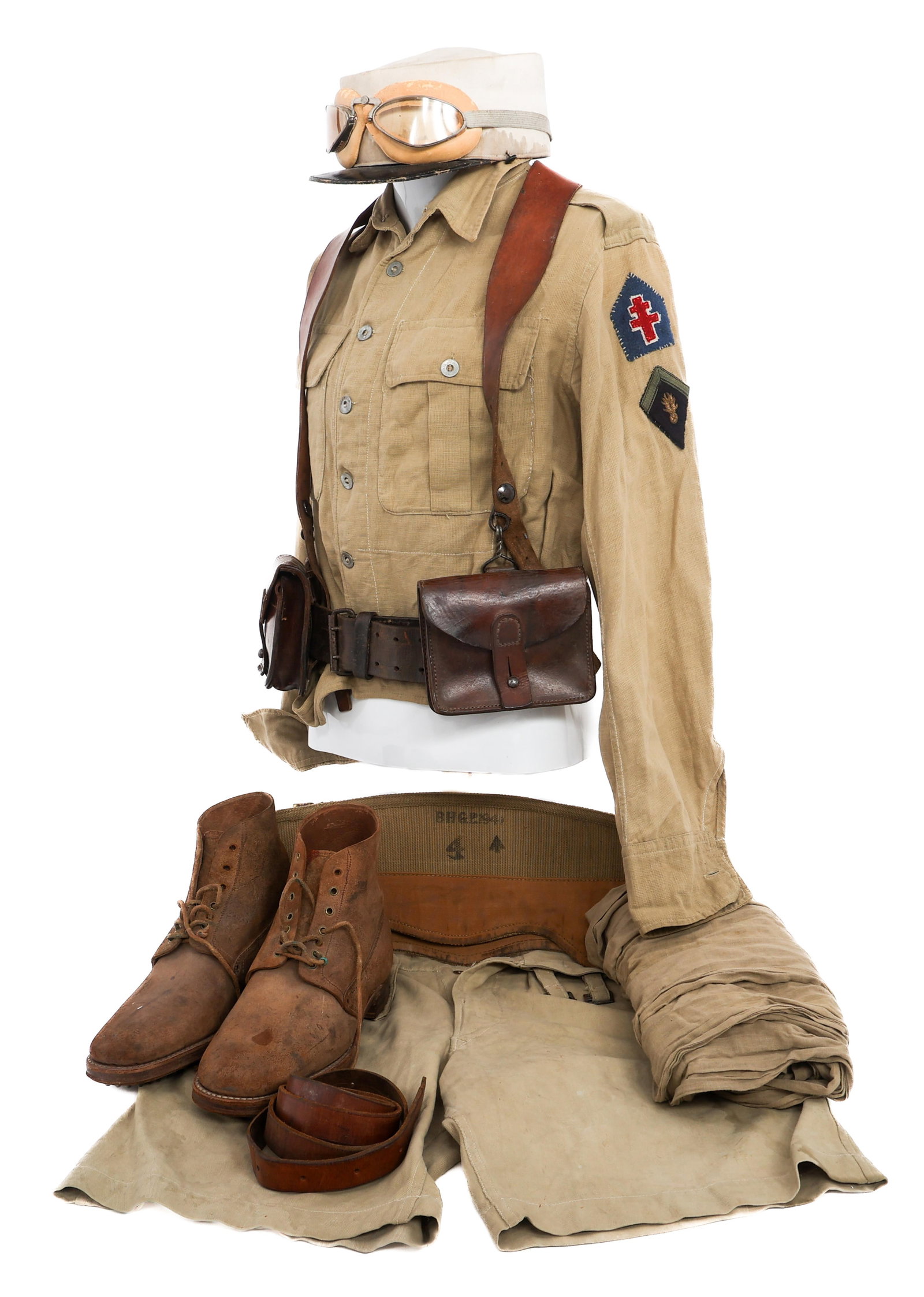WWII FRENCH FOREIGN LEGION 2nd DB UNIFORM SET: WWII FRENCH FOREIGN LEGION 2nd DB UNIFORM SET WWII French Foreign Legion 2nd DB Leclerc Division in Africa Uniform Set. (1) Battle Dress Style Summer Combat Tunic. Khaki lightweight cotton constructio