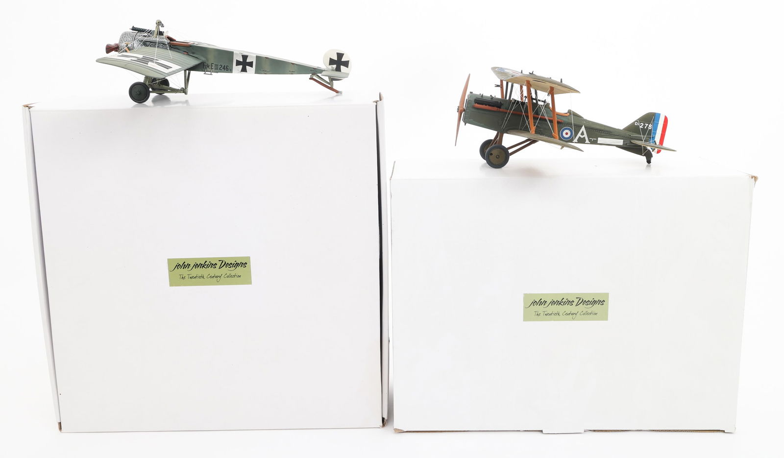 JOHN JERKINS DESIGN WWI SERIES 1:30 AIRPLANES: JOHN JERKINS DESIGN WWI SERIES 1:30 AIRPLANES John Jerkins Designs The Twentieth Century Collection Airplanes. Hand painted, hard resin models. 1:30 scale. References: ACE-08 & ACE-23. Size: 1:30