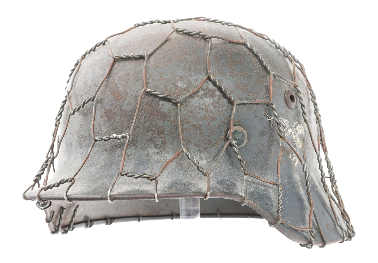 WWII GERMAN LUFTWAFFE M40 DD COMBAT HELMET: WWII GERMAN LUFTWAFFE M40 DD COMBAT HELMET WWII German Luftwaffe M40 Double Decal Combat Helmet. Maker marked Q62 (F.W. Quist G.m.b.H., Esslingen) stamped below left chinstrap bale and serial number 3
