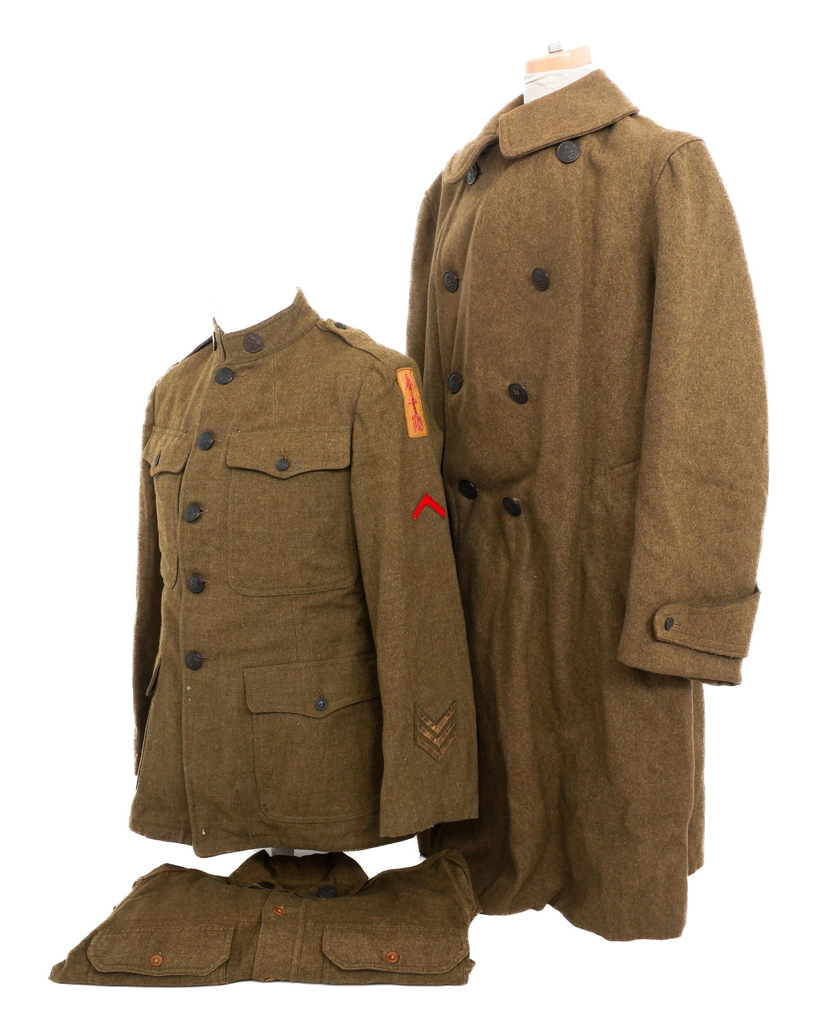 WWI US AEF 32nd DIVISION NCO UNIFORM: WWI US AEF 32nd DIVISION NCO UNIFORM WWI US AEF 32nd Division NCO Uniform Set. (1) M1917 OD Wool Service Tunic. 32nd Division shoulder patch, Quartermaster Corporal rank patch, enlisted Quartermaster