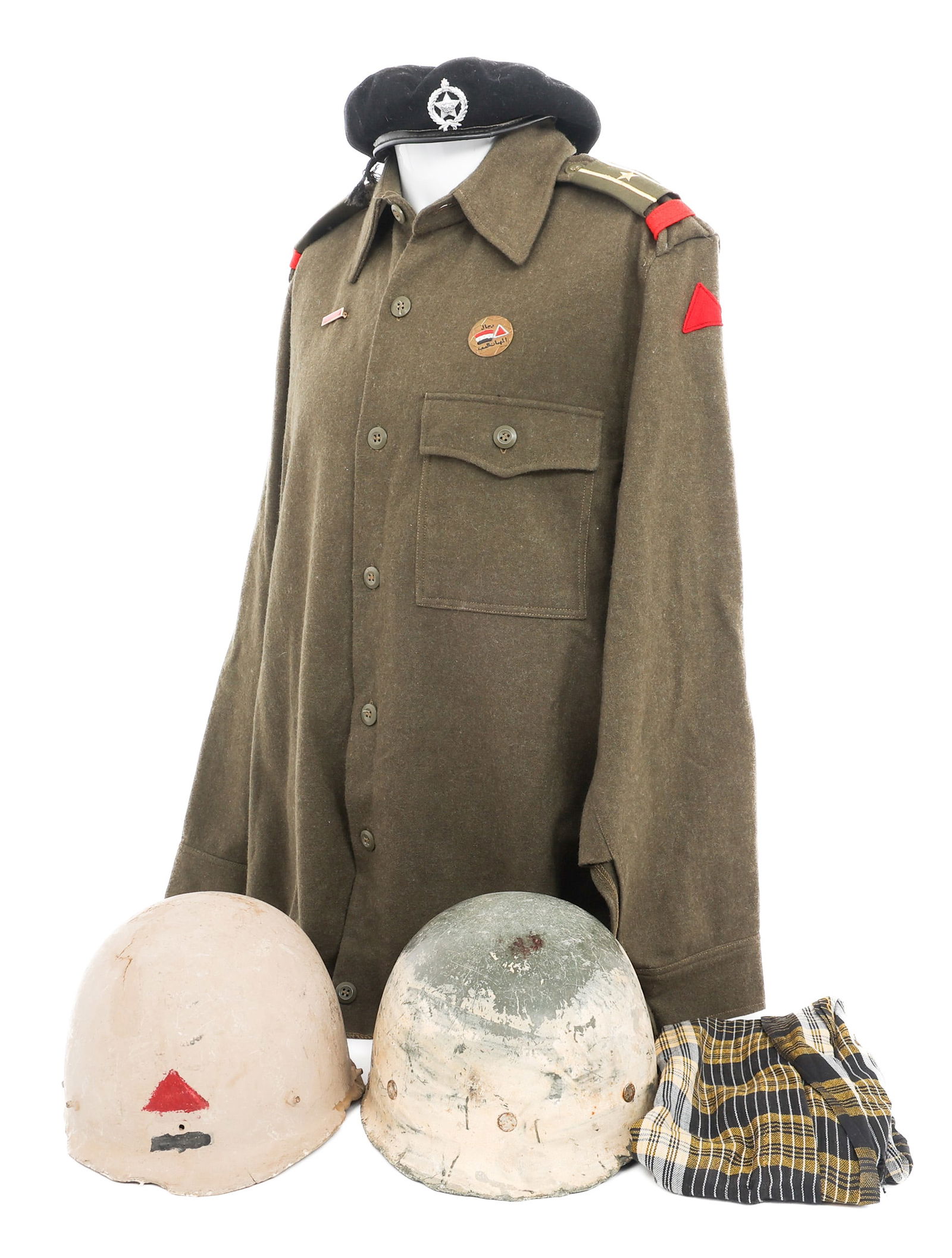 GULF WARS IRAQI ARMY & POLICE UNIFORM ITEMS: GULF WARS IRAQI ARMY & POLICE UNIFORM ITEMS Gulf Wars Iraqi Army and Police Uniform Items. (1) Republican Guard Officer Shirt. OD wool uniform shirt with 2nd Lieutenant rank shoulder straps, Republica