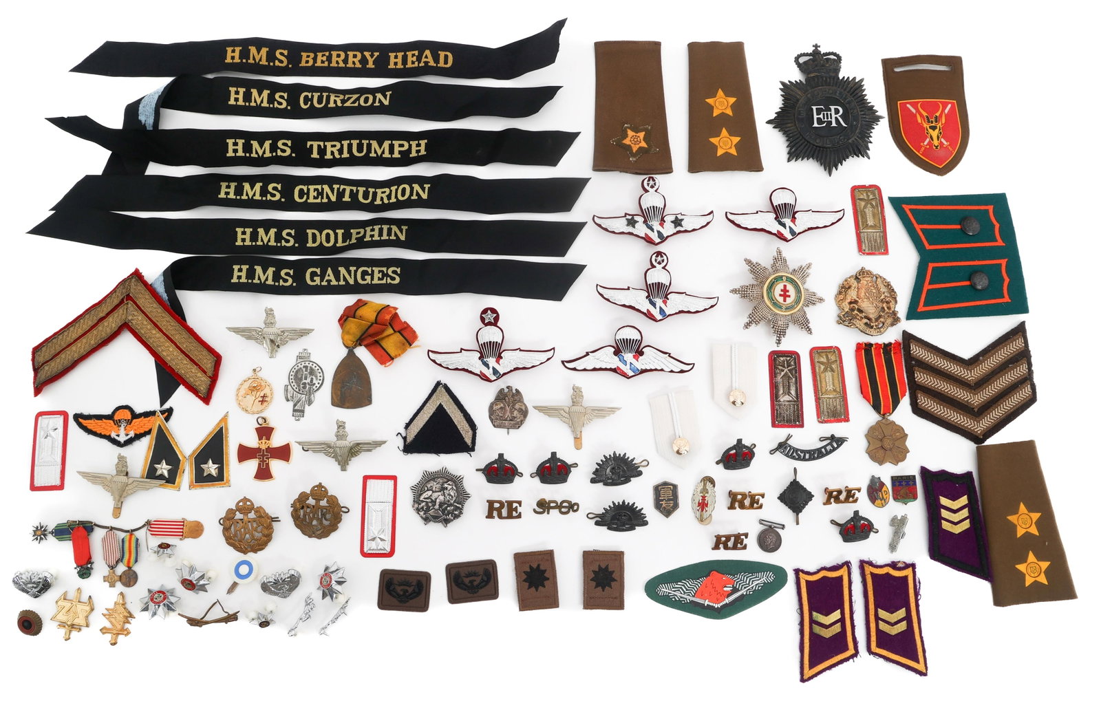 WWI - COLD WAR WORLD MILITARY MEDALS & INSIGNIA: WWI - COLD WAR WORLD MILITARY MEDALS & INSIGNIA WWI - Cold War World Military Medals & Insignia. Includes Belgian WWI Commemorative Medal, Belgian Civil Decoration medal, Hungarian medals, Italian Arm