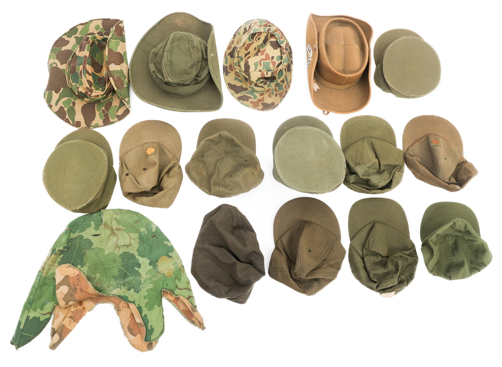 VIETNAM WAR ERA US ARMED FORCES HEADGEAR: VIETNAM WAR ERA US ARMED FORCES HEADGEAR Vietnam War Era US Armed Forces Headgear. Includes Bush hats, kepis, field caps, helmet covers and service cap crown.