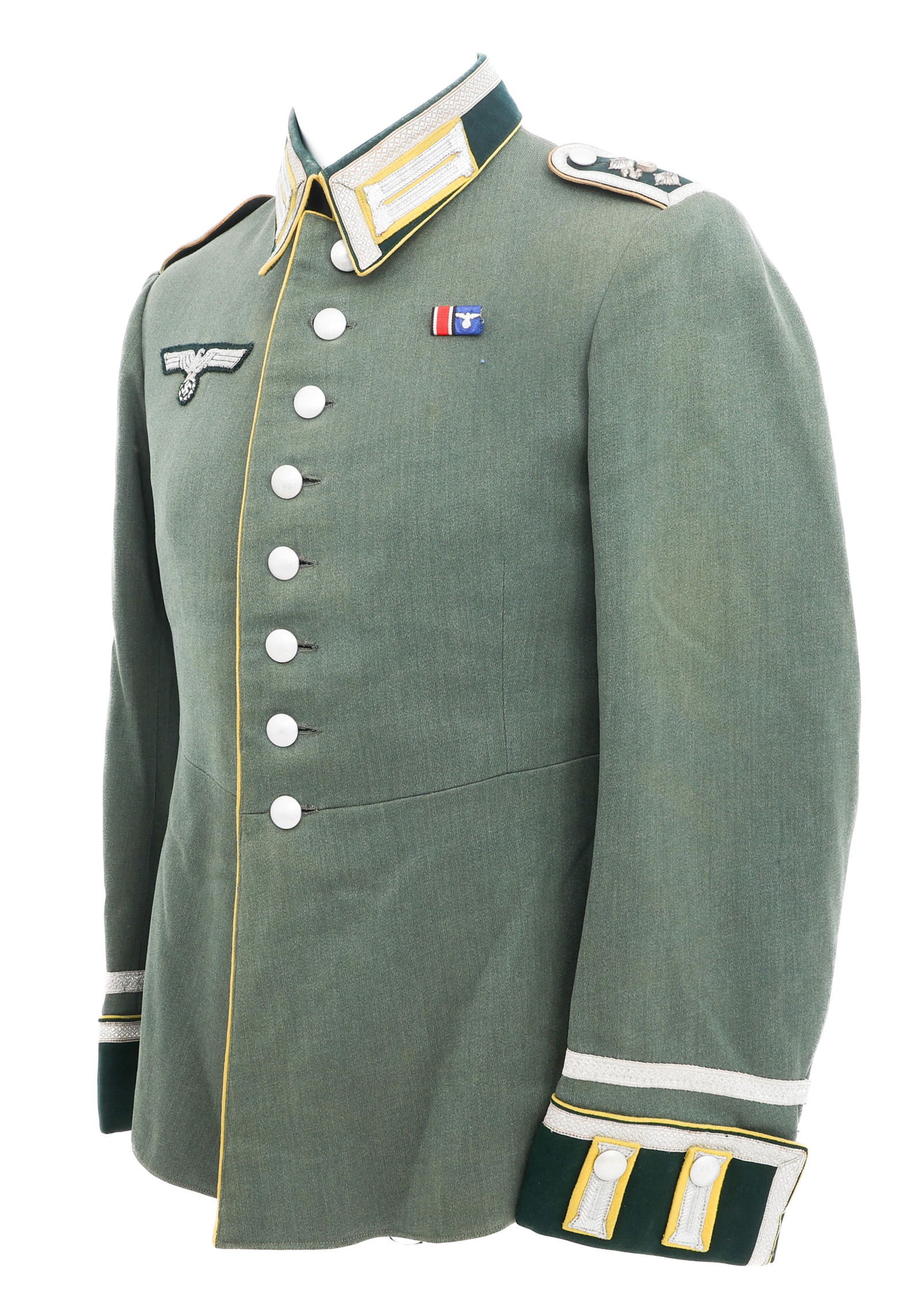 WWII GERMAN RECON TROOPS NCO WAFFENROCK M35 TUNIC: WWII GERMAN RECON TROOPS NCO WAFFENROCK M35 TUNIC WWII German Reconnaissance Troops Oberfeldwebel Waffenrock M35 Dress Tunic. Feldgrau, fine wool tunic with yellow waffenfarbe. Oberfeldwebel shoulder